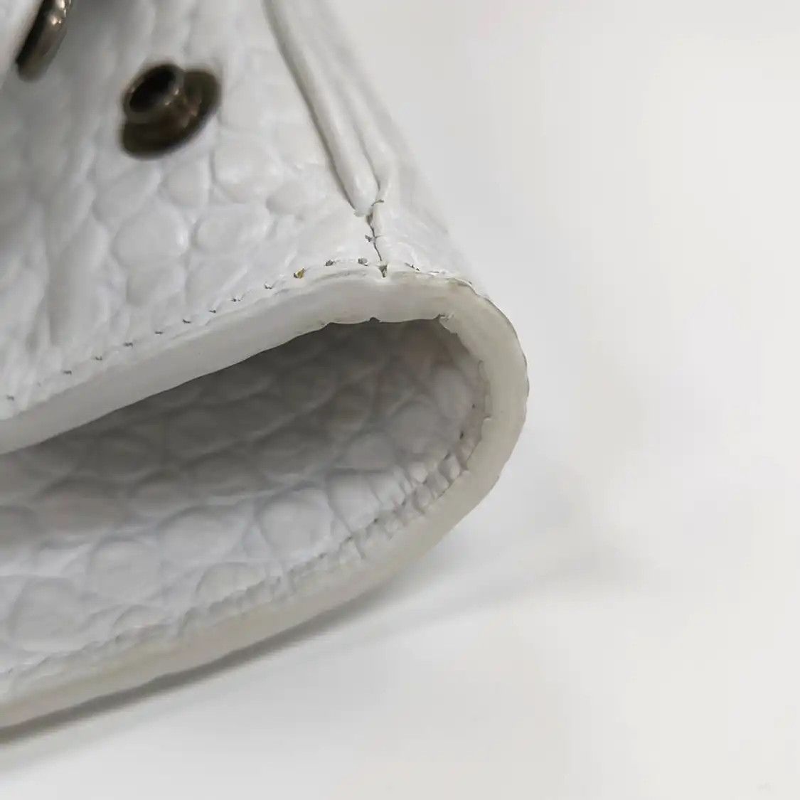 Balenciaga BALENCIAGA Rodeo Large white cowhide leather crocodile shoulder bag crossbody ba Size ONE SIZE - 15 Thumbnail