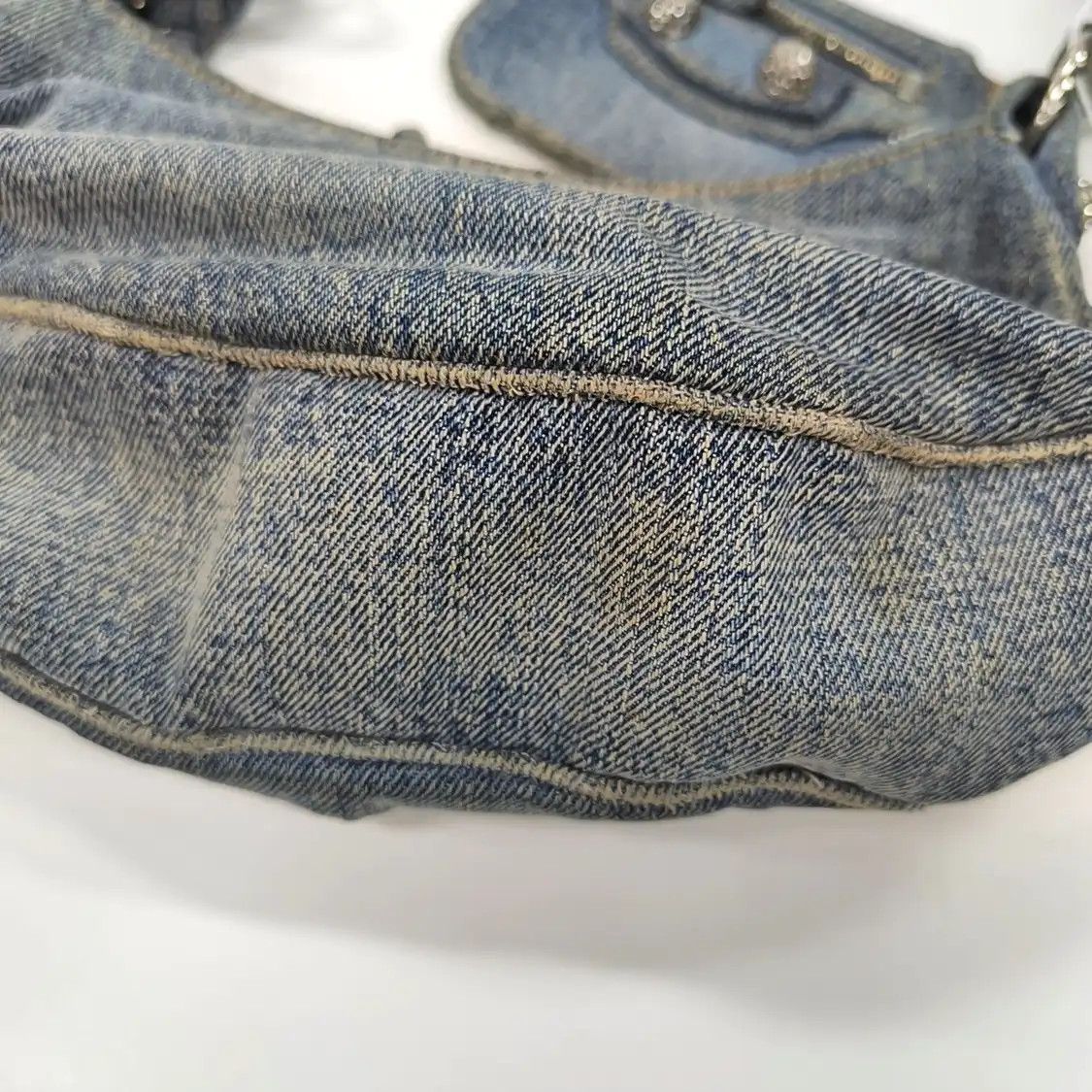 Balenciaga BALENCIAGA Le Cagole blue denim stud fringe Motorcycle shoulder bag distressed s Size ONE SIZE - 12 Thumbnail