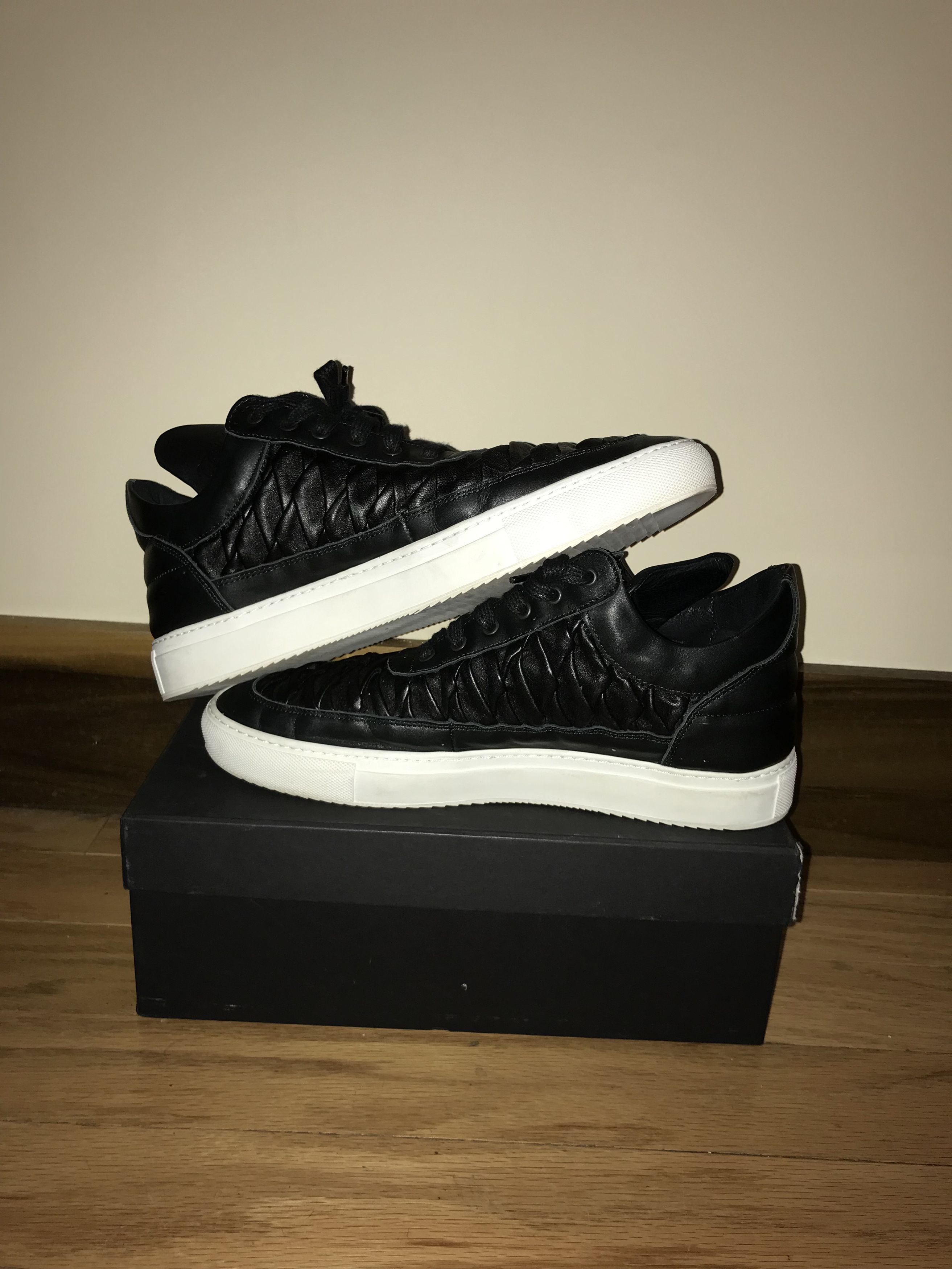 Filling Pieces Black Salmon Woven Size US 13 / EU 46 - 1 Thumbnail