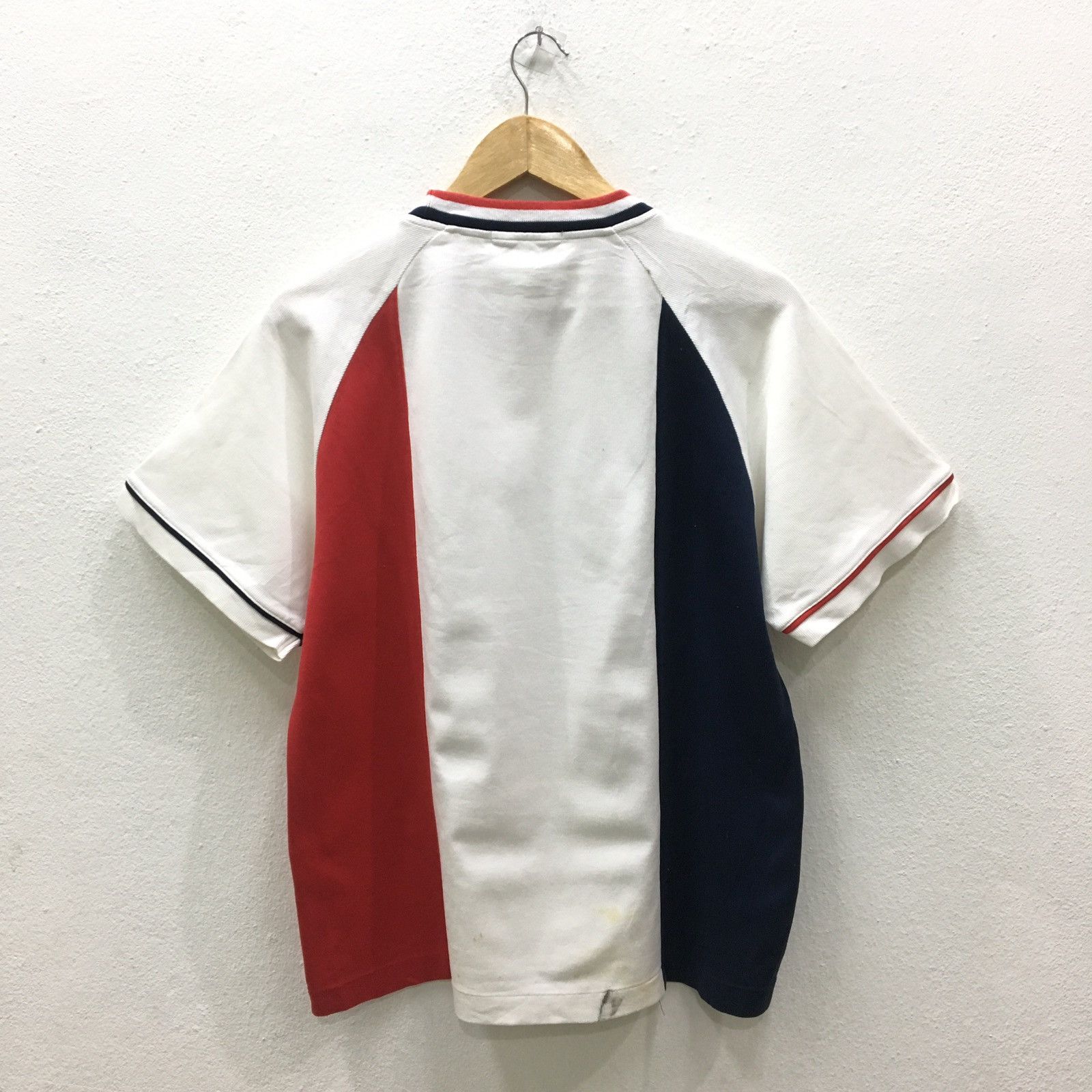Le Coq Sportif Vintage 90s Le Coq Sportif Multicolour Design Logo T-shirt Size US M / EU 48-50 / 2 - 2 Thumbnail