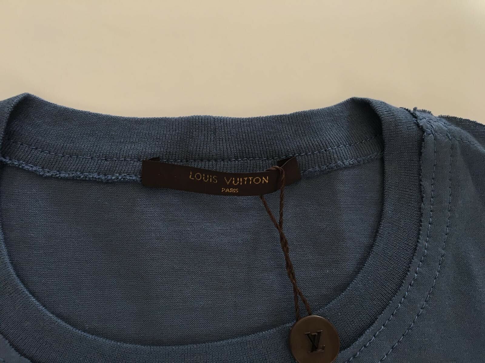 Louis Vuitton New Authentic Louis Vuitton Chapman Zulu Statue T-Shirt L Size US L / EU 52-54 / 3 - 6 Thumbnail