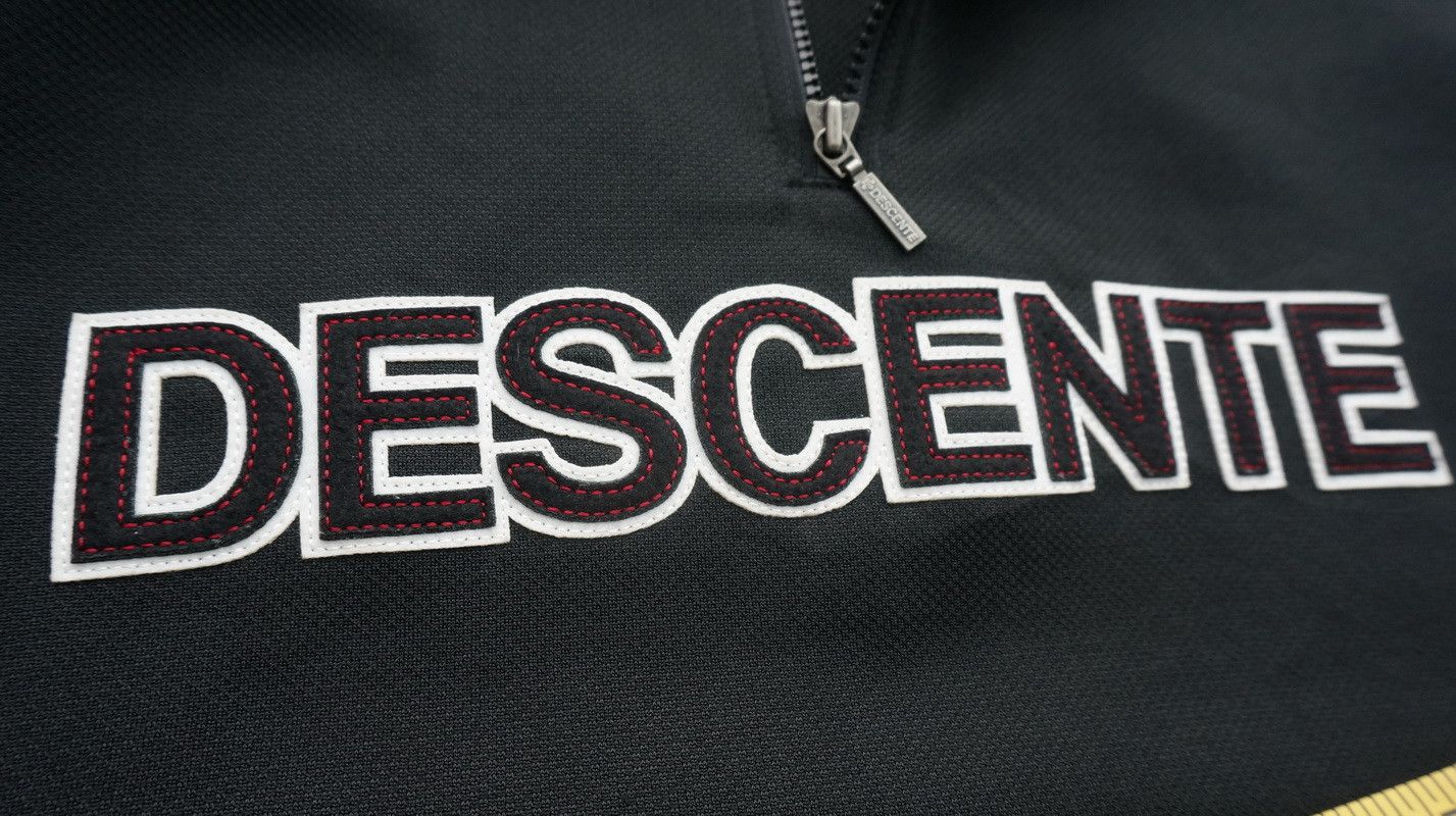 Descente Japanese Brand - Descente Quarter Zip Spell Out Sweater Size US XL / EU 56 / 4 - 2 Thumbnail