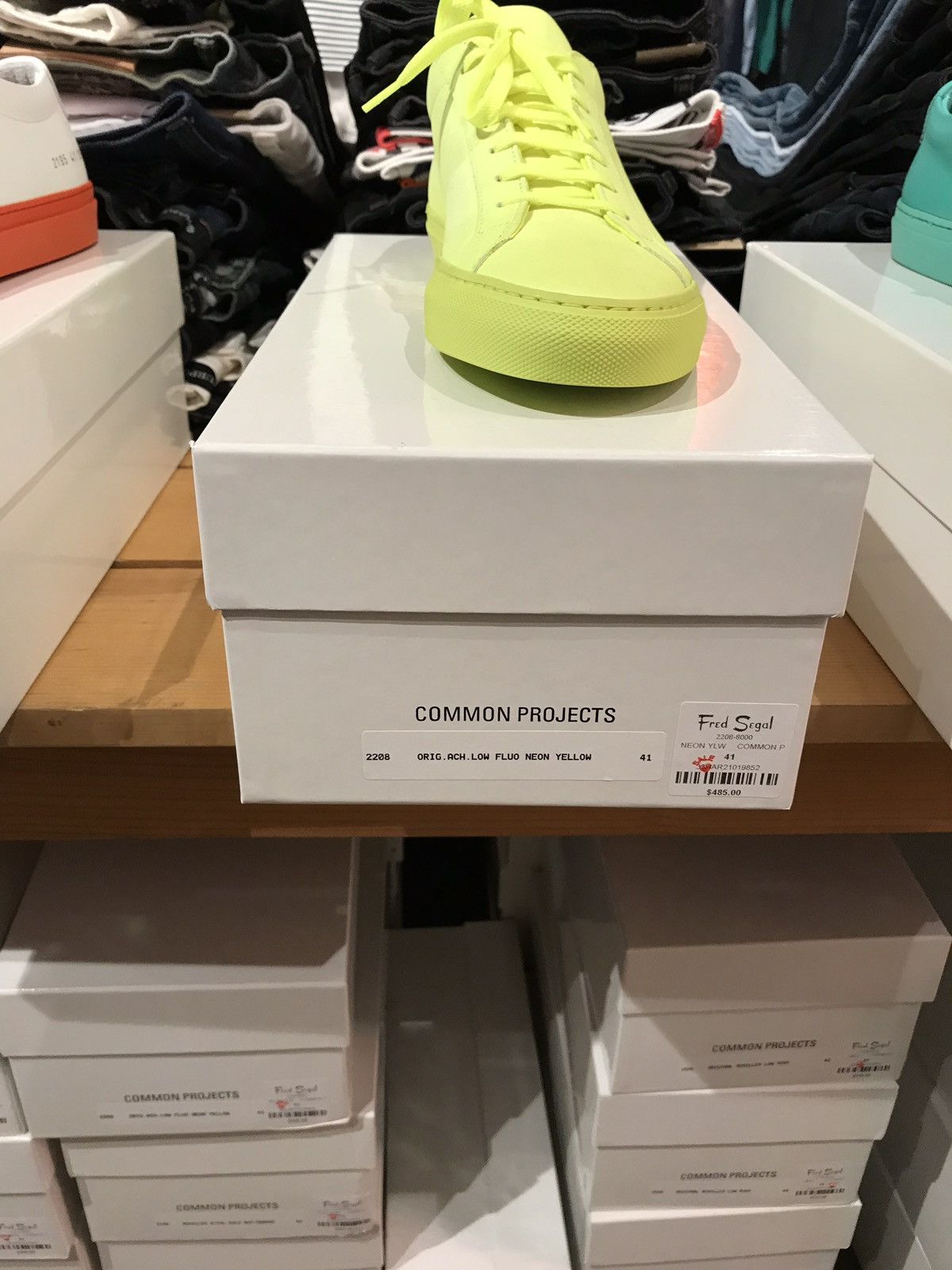 Common Projects Common projects original Achilles neon yellow Size US 12 / EU 45 - 3 Thumbnail