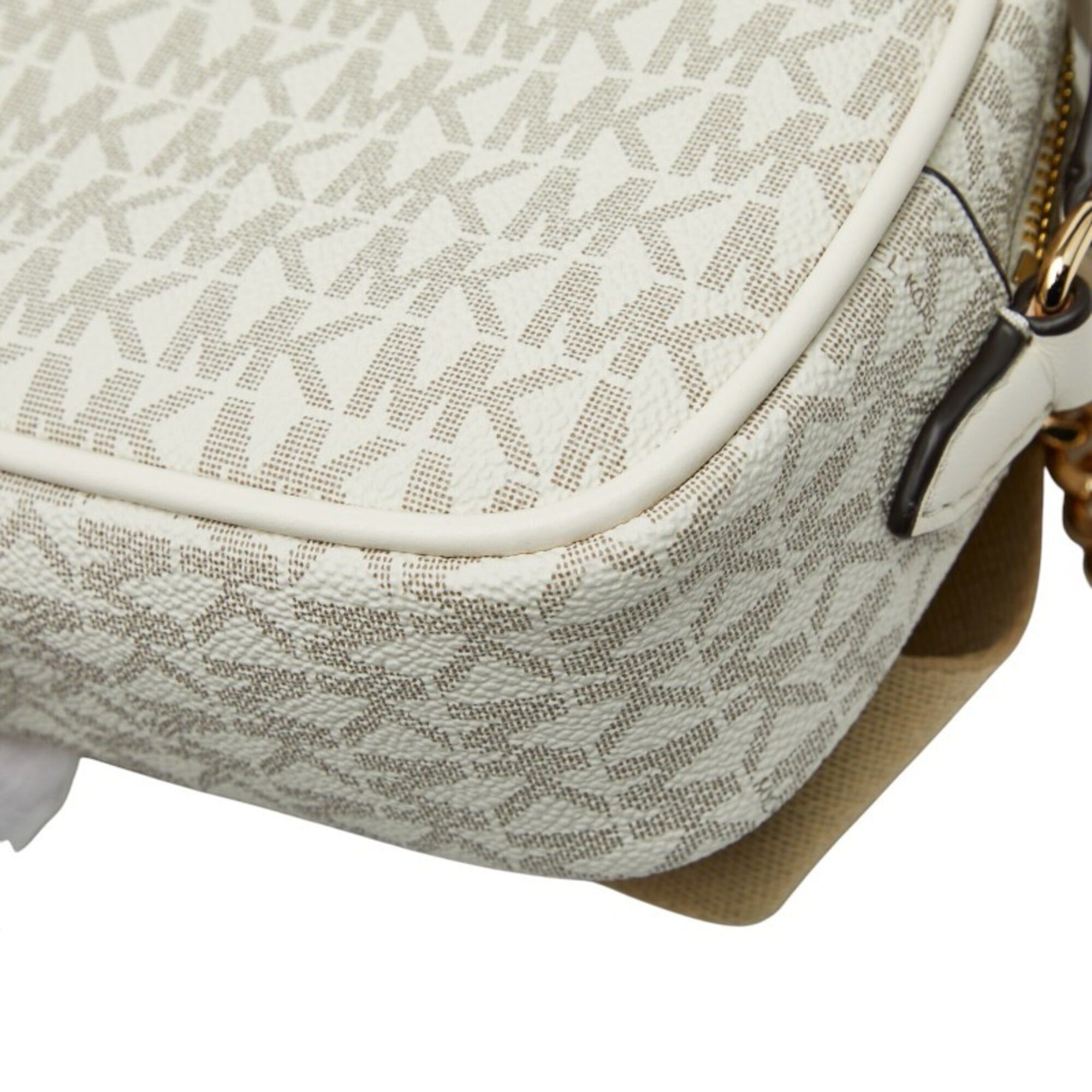 Michael Kors Michael Kors MK Signature MAISIE 2-in-1 Camera Crossbody Shoulder Bag, White/Beige Leather, Women's. Size ONE SIZE - 6 Thumbnail