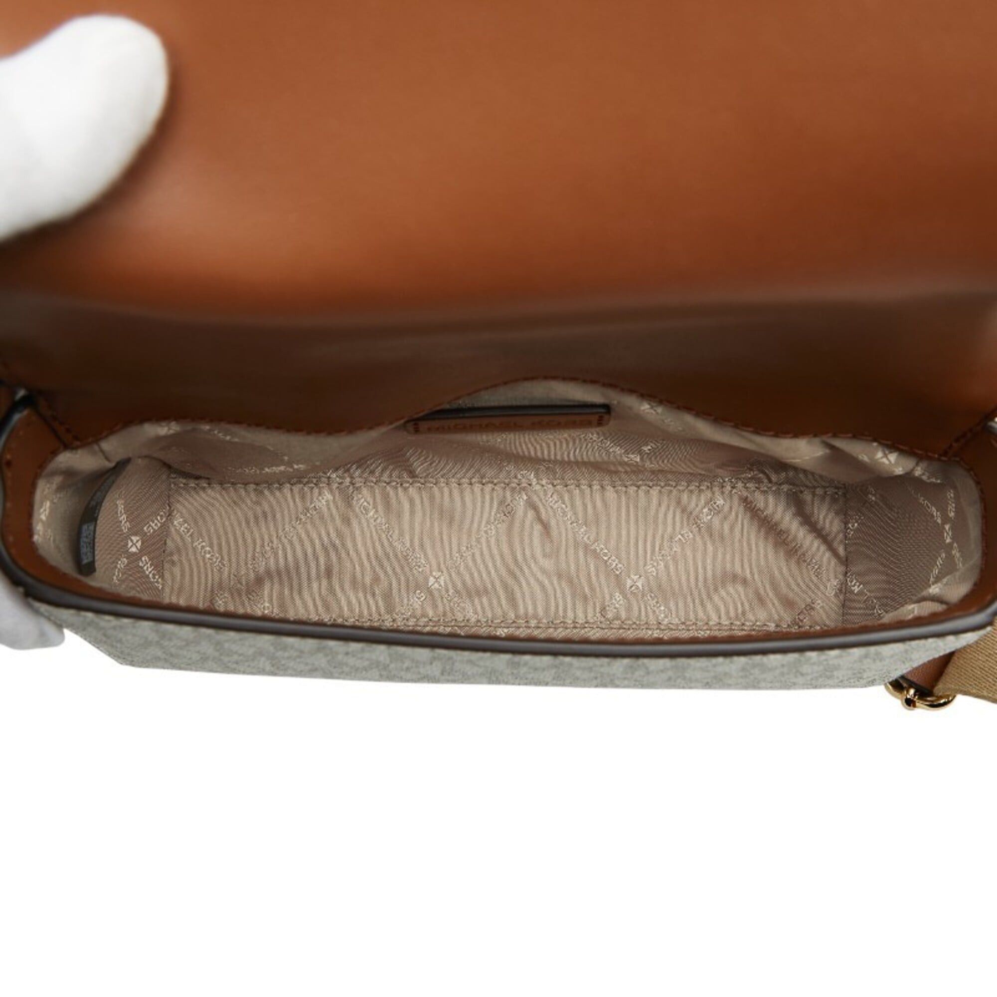 Michael Kors Michael Kors MK Signature Shoulder Bag, White, Beige, Brown Leather, Women's. Size ONE SIZE - 8 Thumbnail