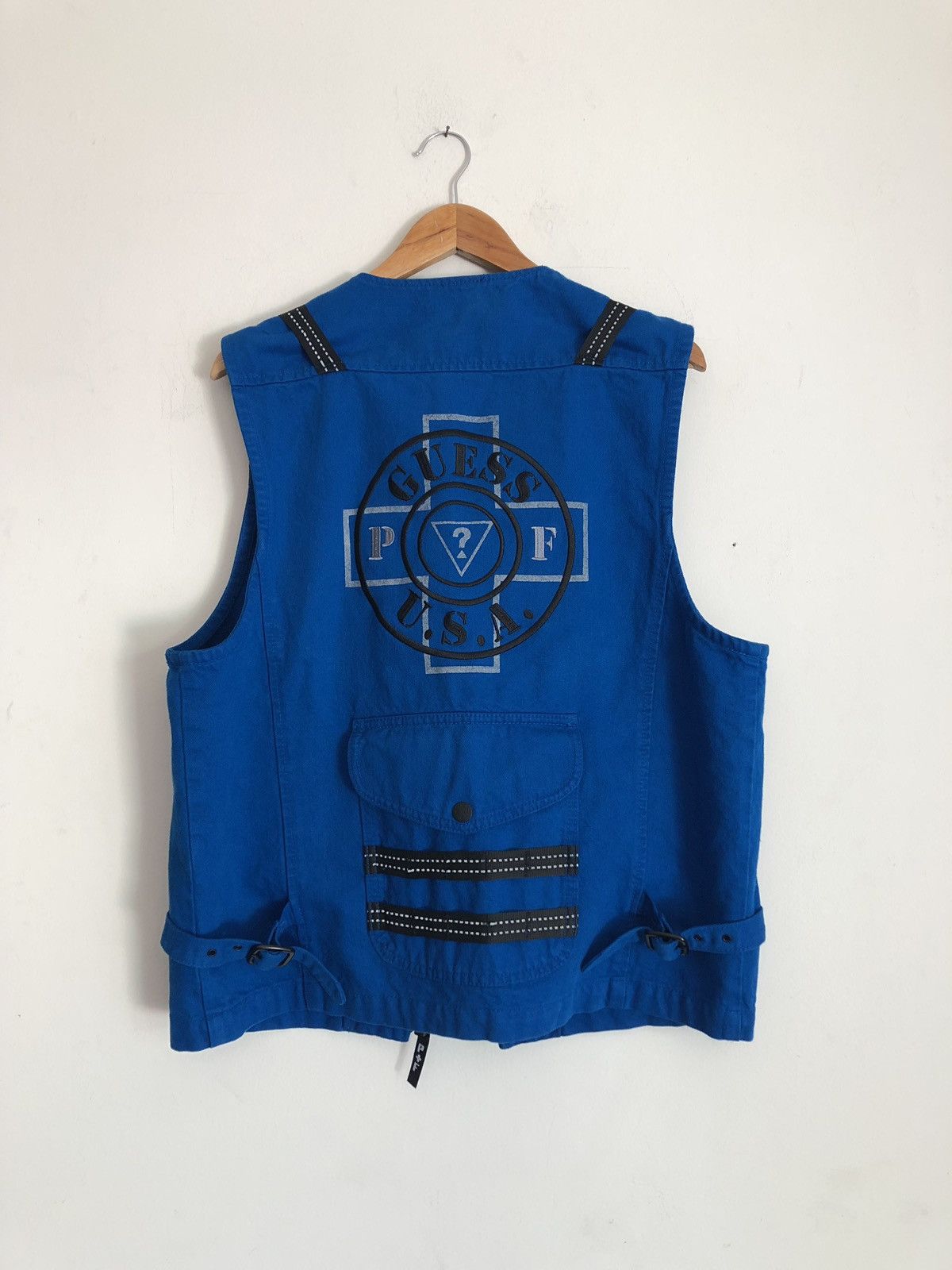 Guess × Places + Faces Guess Places + Faces Blue Vest Complex Con Exclusive Size US L / EU 52-54 / 3 - 6 Thumbnail