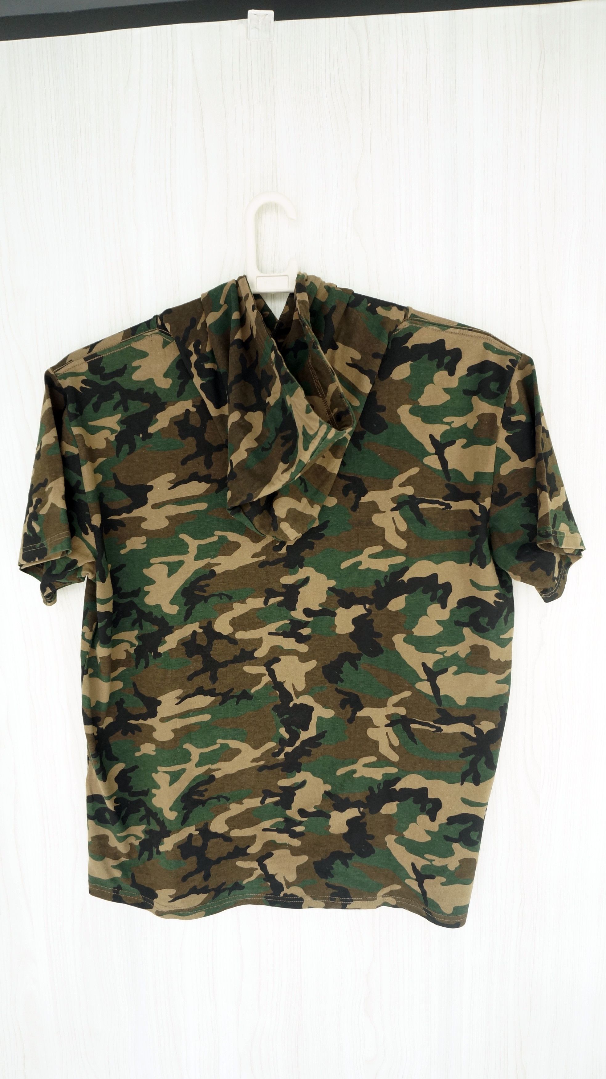 Japanese Brand JAPANESE BRAND - SPINNS Harajuku Camo Short Sleeve Hoodie Size US L / EU 52-54 / 3 - 3 Thumbnail