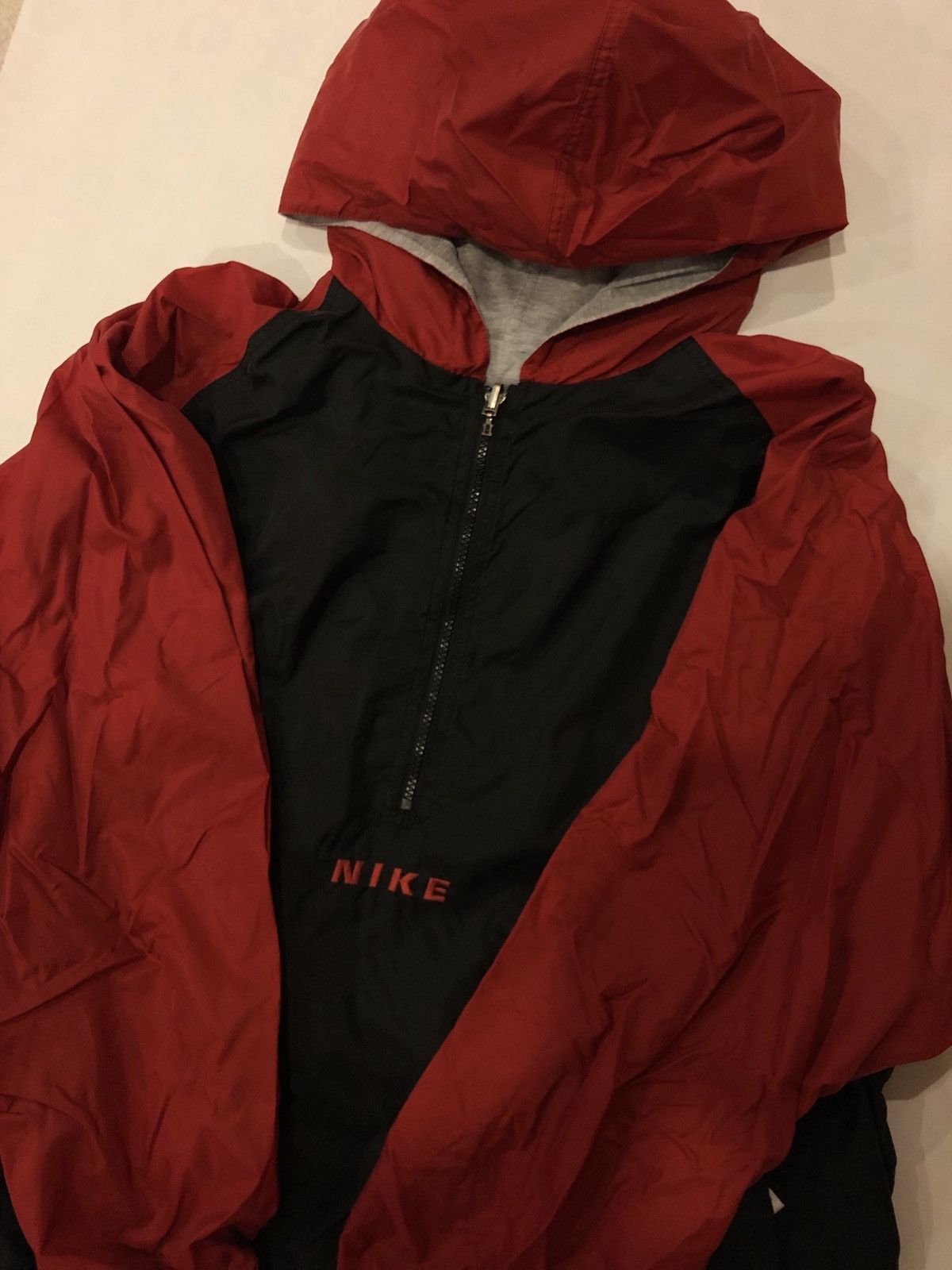 Nike Vintage Nike Windbreaker Red/Black Size US L / EU 52-54 / 3 - 2 Thumbnail