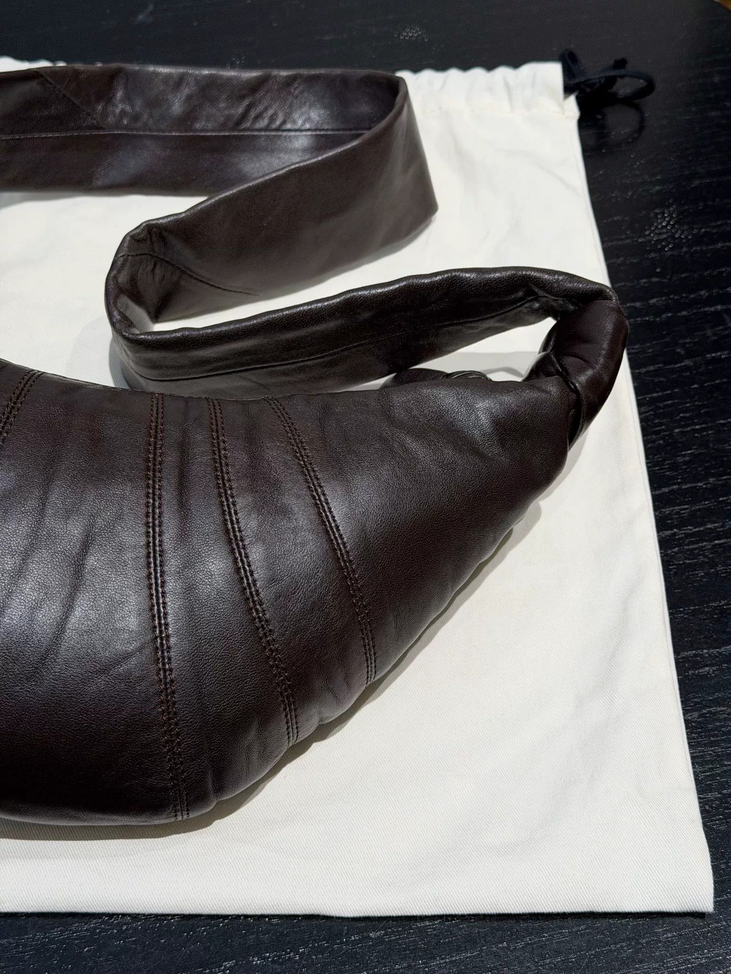 Lemaire Lemaire Leather Croissant Bag ONE SIZE Size ONE SIZE - 6 Thumbnail