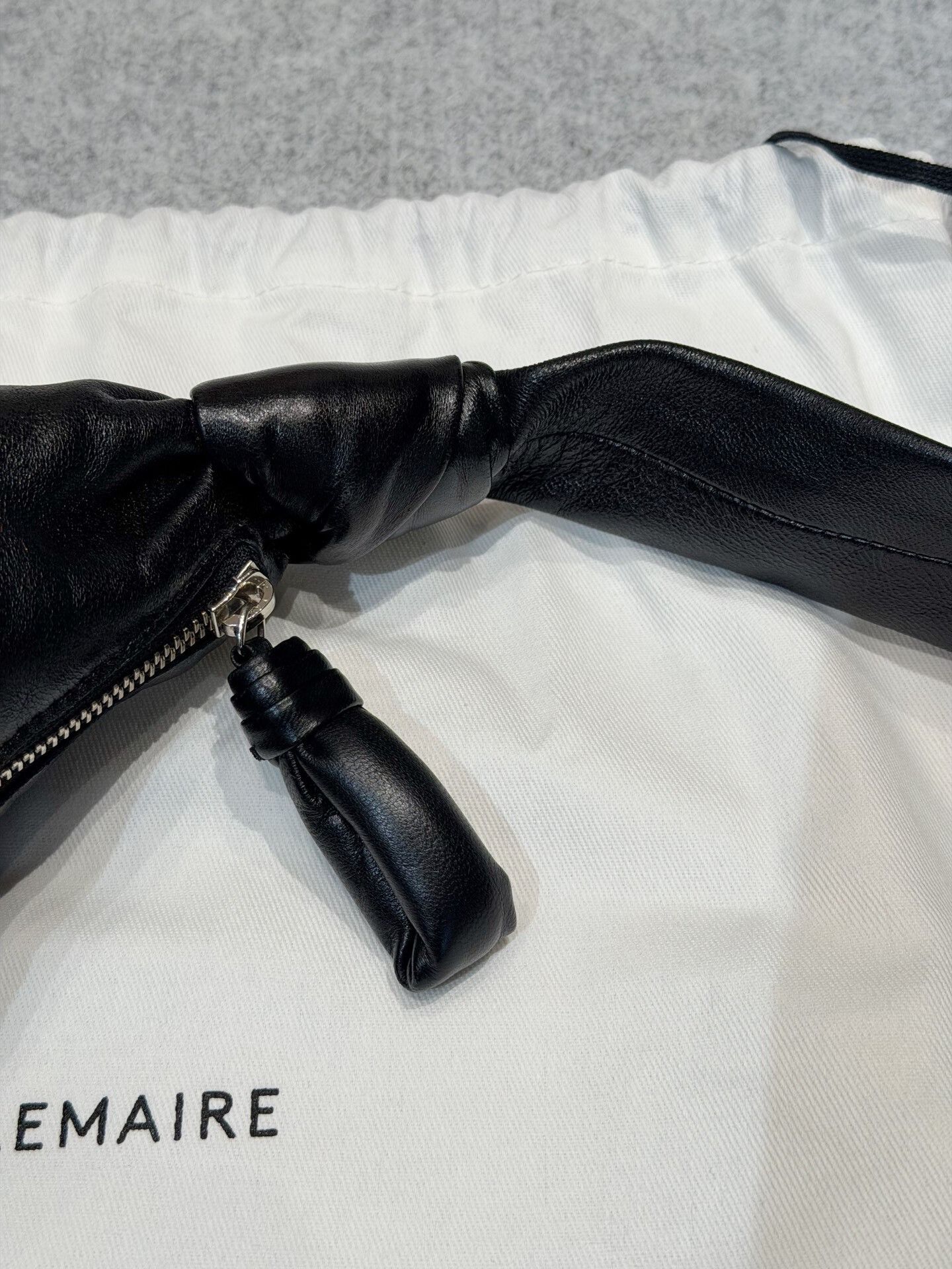 Lemaire Lemaire Small Croissant Bag Black Size ONE SIZE - 8 Thumbnail