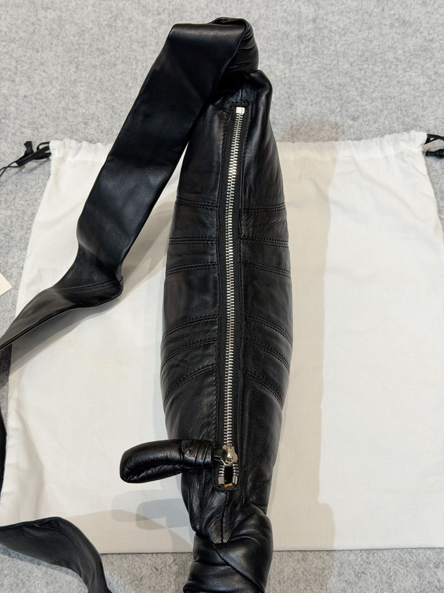 Lemaire LEMAIRE Black Leather Croissant Shoulder Bag Size ONE SIZE - 6 Thumbnail