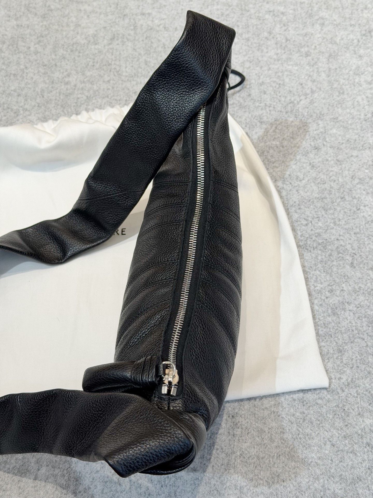Lemaire Lemaire Small Croissant Bag Black Size ONE SIZE - 6 Thumbnail