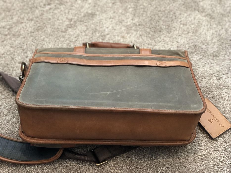 Allen edmonds online briefcase