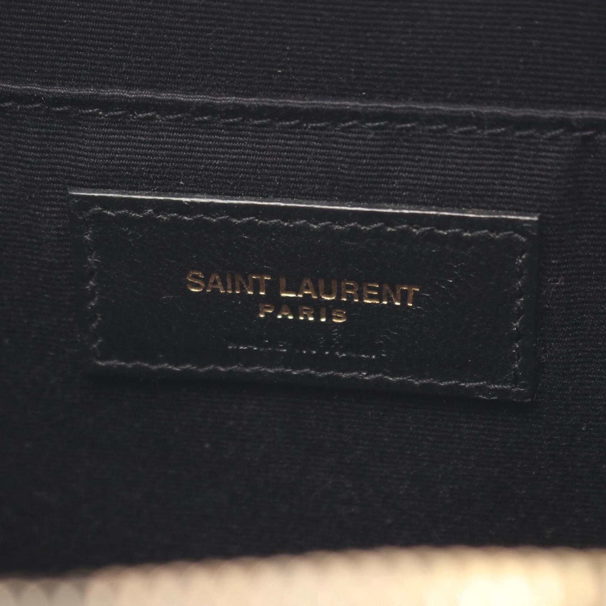 Yves Saint Laurent Yves Saint Laurent Saint Laurent Paris Vicky Camera Bag, Shoulder Handbag, Patent Leather, Women's, Black (554075) Size ONE SIZE - 4 Thumbnail