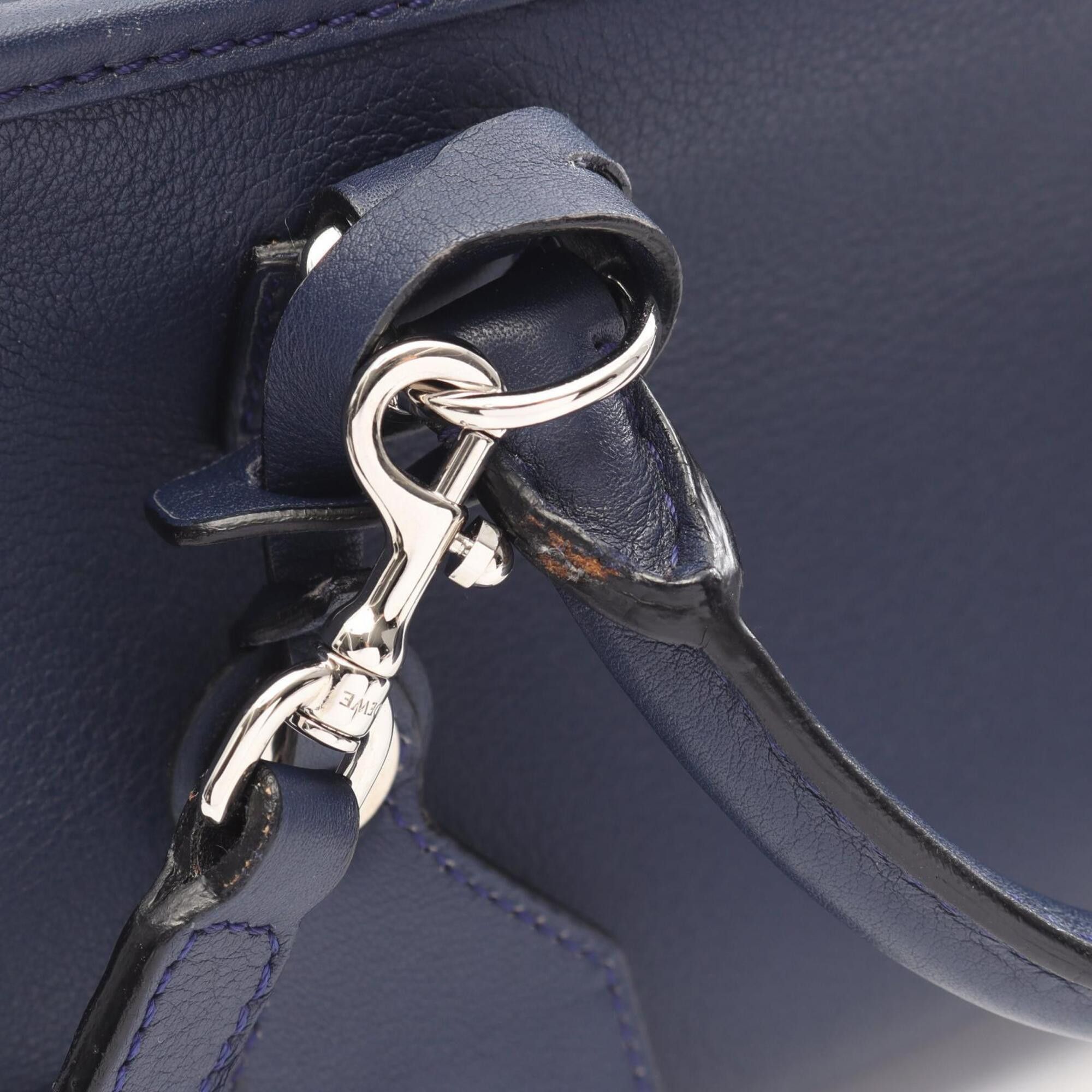 Loewe Loewe Amazona 23 2-Way Handbag, Leather, Women's, Navy Size ONE SIZE - 7 Thumbnail