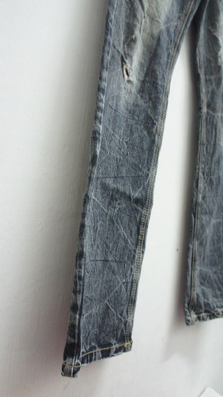 Distressed BACK FORTH denim pants Bottoms