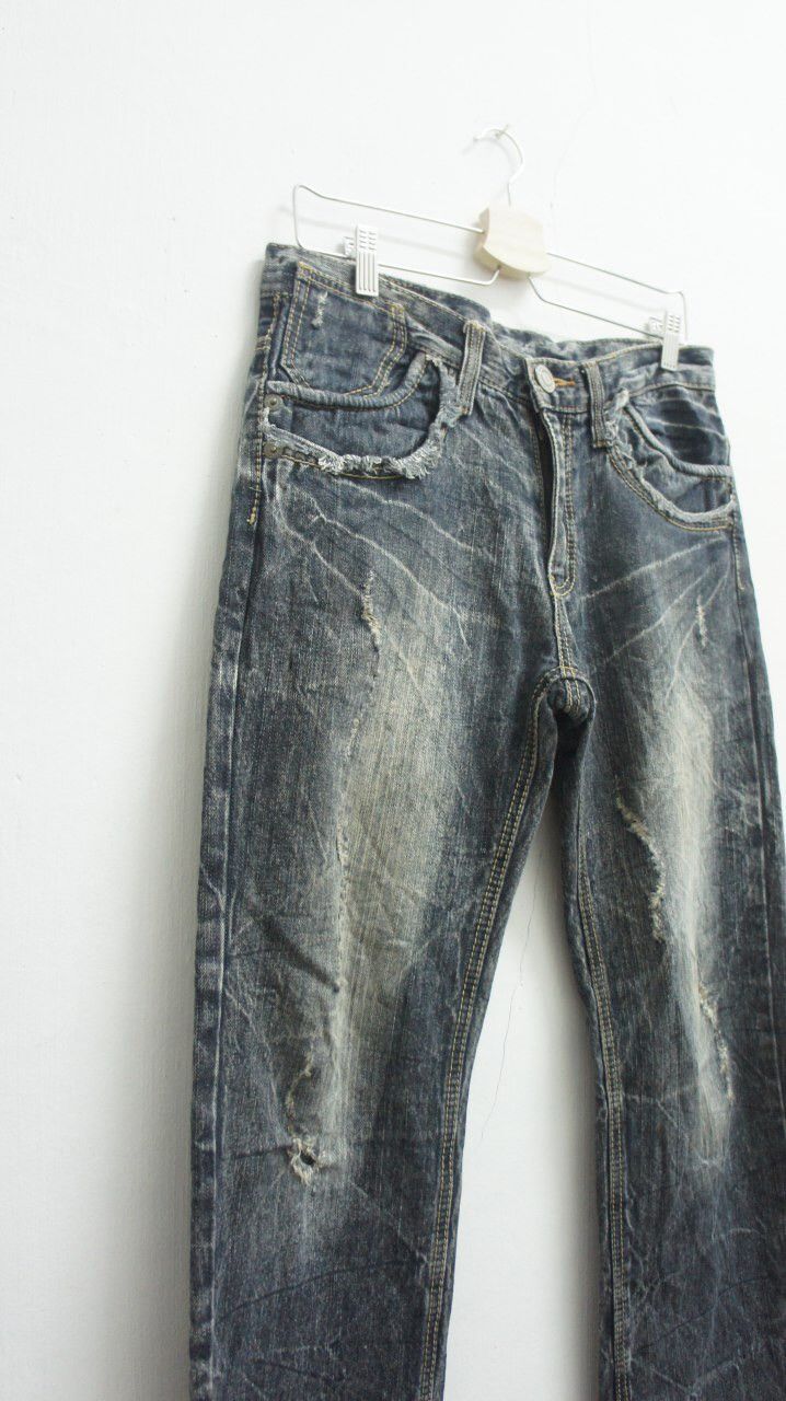 Distressed BACK FORTH denim pants Bottoms