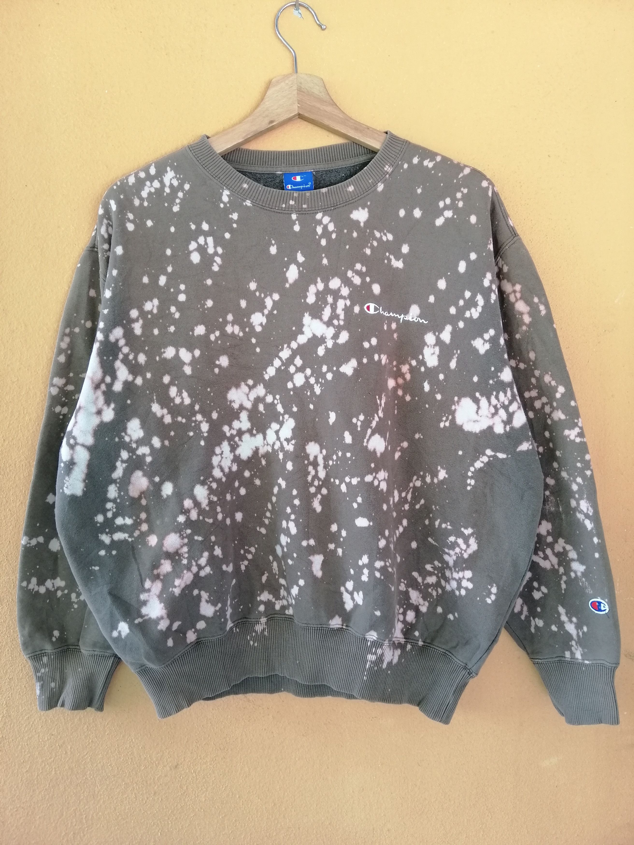 Champion VINTAGE!!! Champion Acid wash custom sweatshirts B13 Size US M / EU 48-50 / 2 - 1 Thumbnail