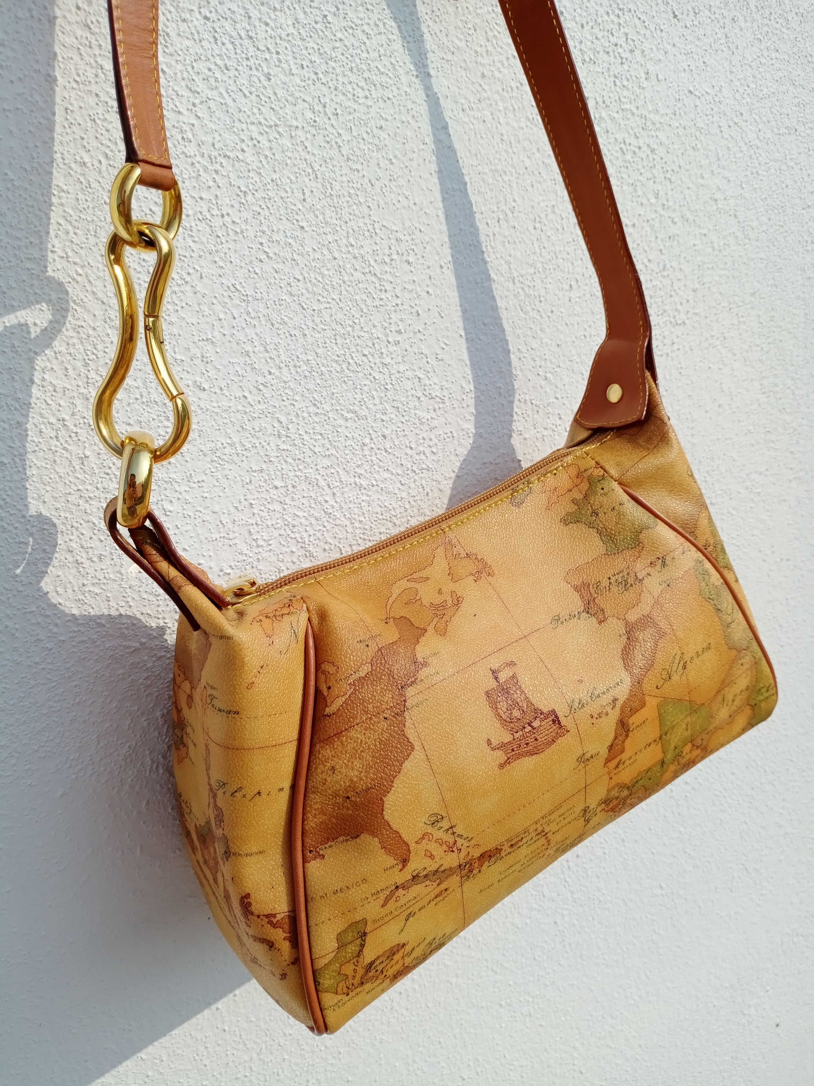 Italian Designers Alviero Martini 1A Classe Handbag Bag Shoulder Made