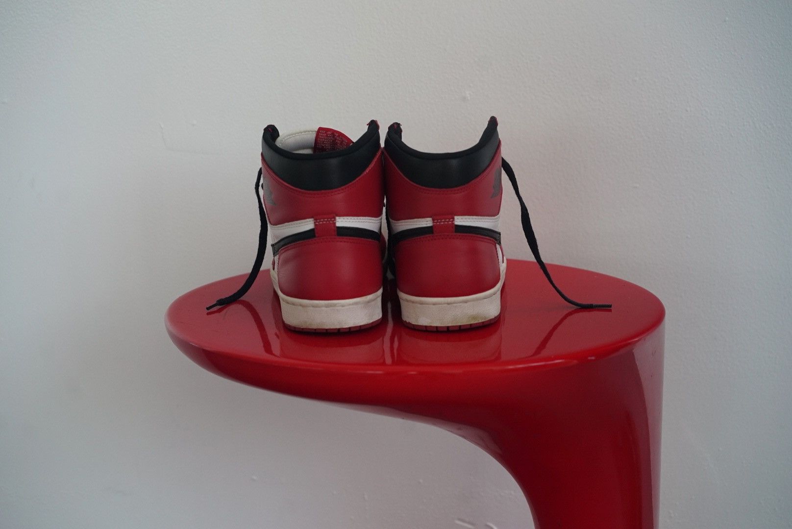 Jordan Brand Air Jordan 1 1994 OG Chicago Size US 11.5 / EU 44-45 - 2 Thumbnail