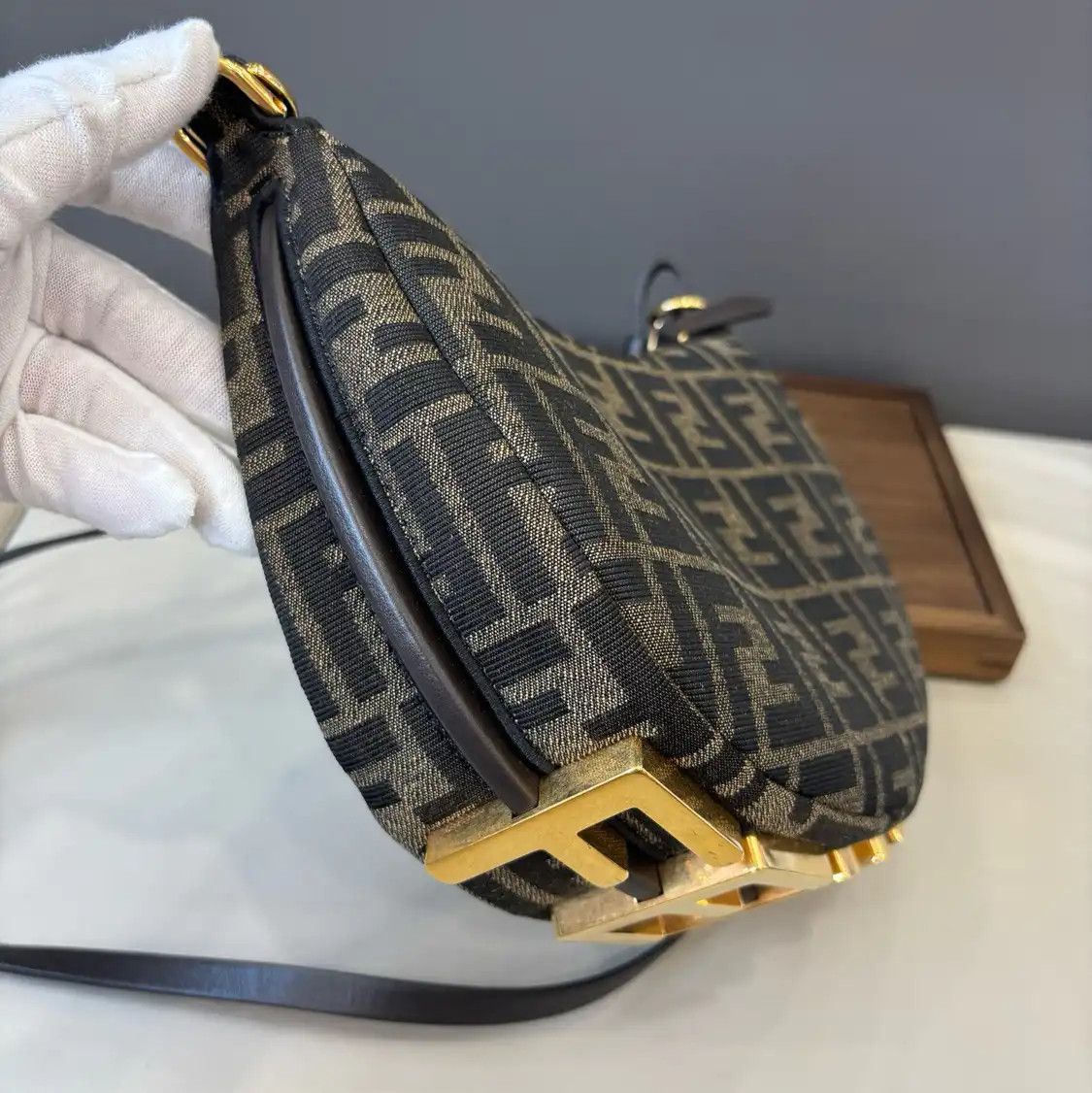 Fendi FENDI Fendigraphy dark brown canvas doubleF monogram crossbody bag Size ONE SIZE - 8 Thumbnail