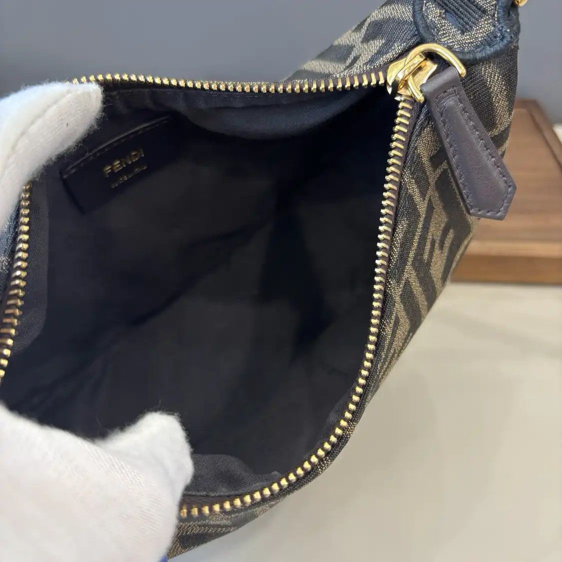 Fendi FENDI Fendigraphy dark brown canvas doubleF monogram crossbody bag Size ONE SIZE - 9 Thumbnail
