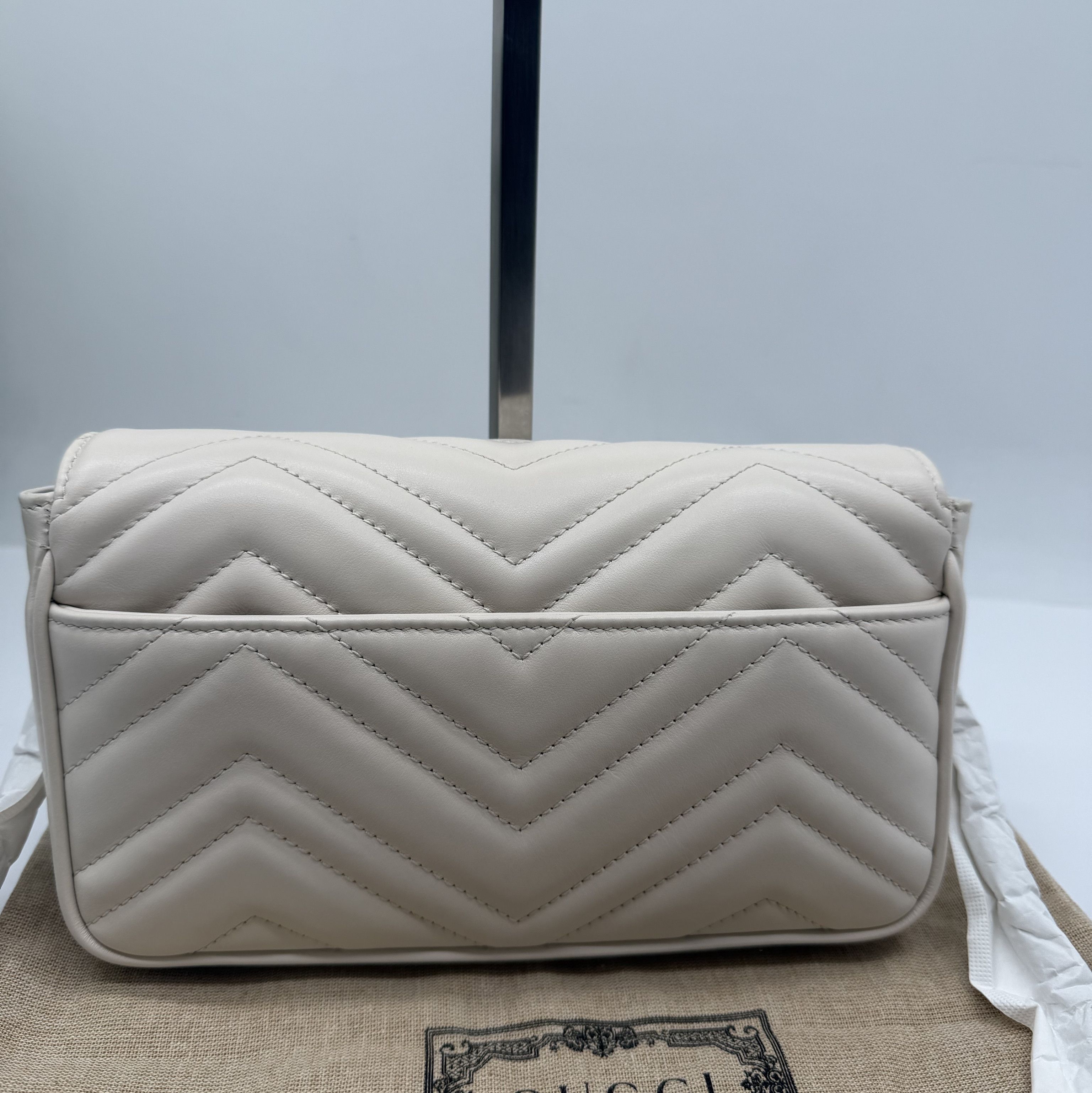 Gucci Gucci GG Marmont White Quilted Leather Shoulder Bag Size ONE SIZE - 5 Thumbnail