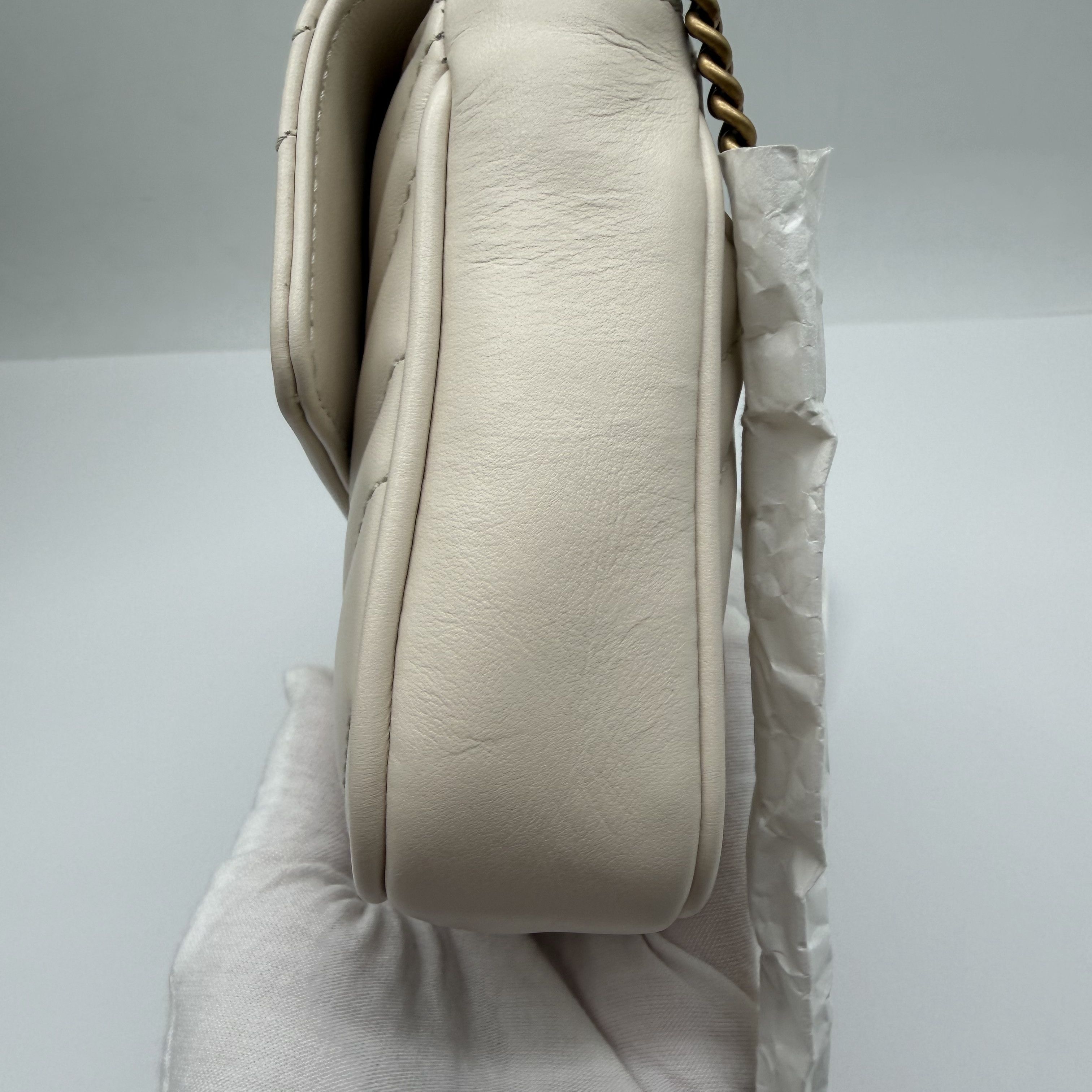 Gucci Gucci GG Marmont White Quilted Leather Shoulder Bag Size ONE SIZE - 3 Thumbnail