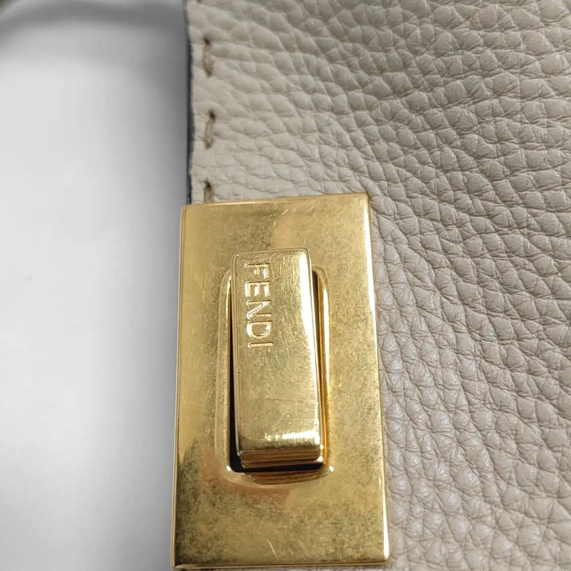 Fendi FENDI Peekaboo light greycowhide leather shoulder bag crossbody bag handbag gold Size ONE SIZE - 14 Thumbnail