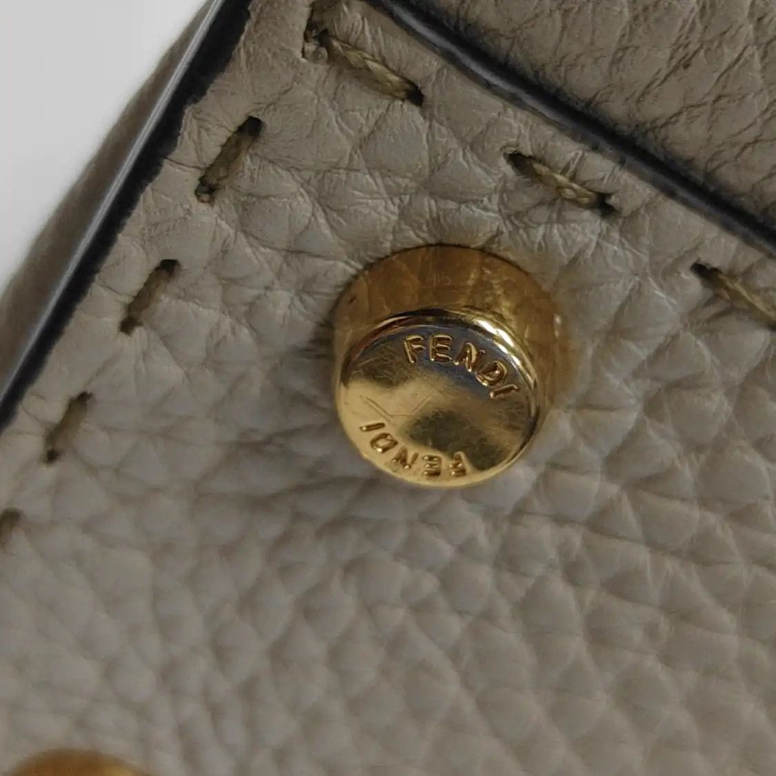 Fendi FENDI Peekaboo light greycowhide leather shoulder bag crossbody bag handbag gold Size ONE SIZE - 16 Thumbnail