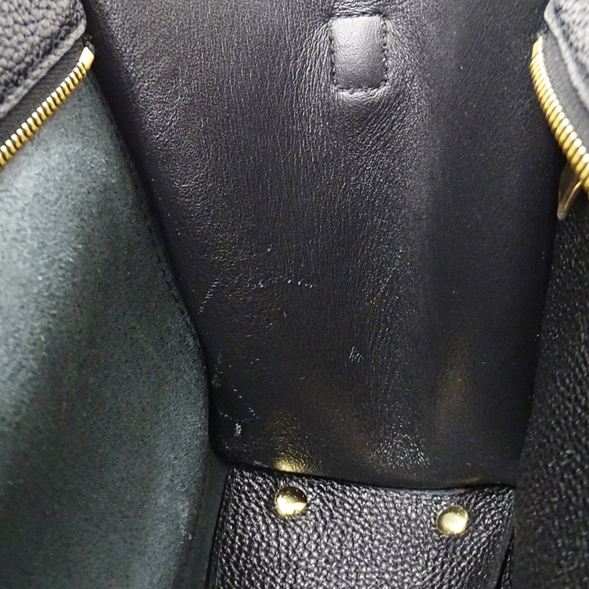 Salvatore Ferragamo Salvatore Ferragamo Ferragamo handbag for women, brand name, handbag/shoulder bag, 2-way, Gancini leather, black. Size ONE SIZE - 7 Thumbnail