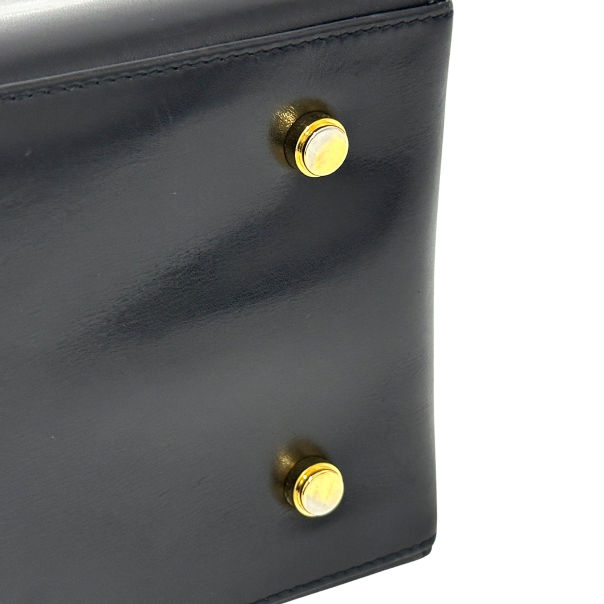 Salvatore Ferragamo Salvatore Ferragamo Ferragamo women's handbag, Gancini design, 2-way, leather, black, shoulder bag. Size ONE SIZE - 14 Thumbnail