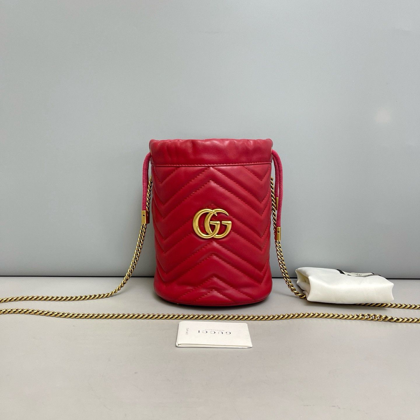 Gucci Gucci Red Leather GG Marmont Bucket Bag Size ONE SIZE - 2 Thumbnail