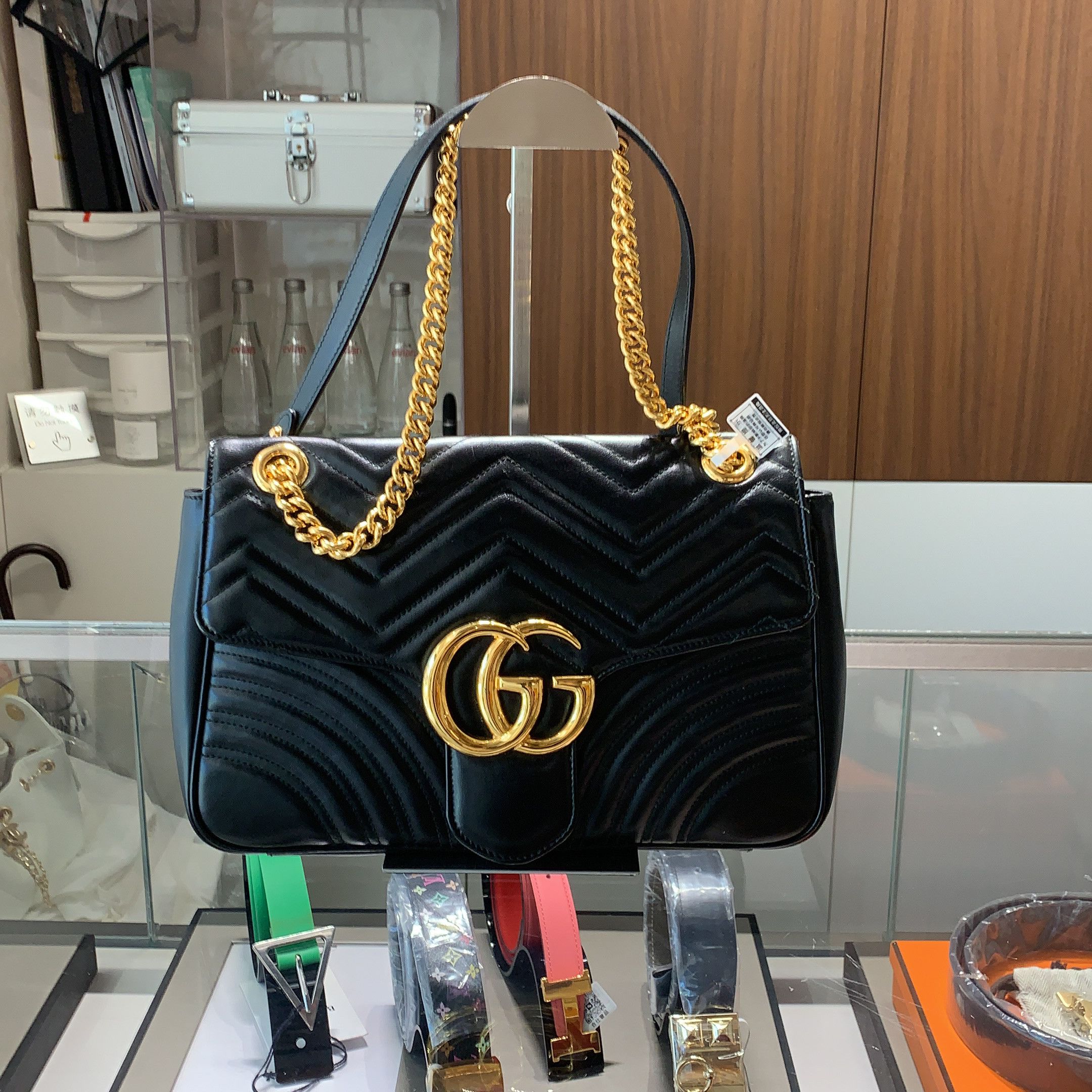 Gucci Gucci GG Marmont Leather Quilted Chain Bag Size ONE SIZE - 2 Thumbnail