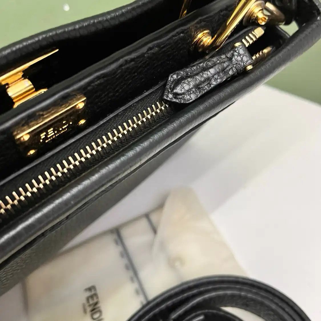 Fendi FENDI Peekaboo mini black cowhide leather crossbody bag gold hardware detachable Size ONE SIZE - 7 Thumbnail