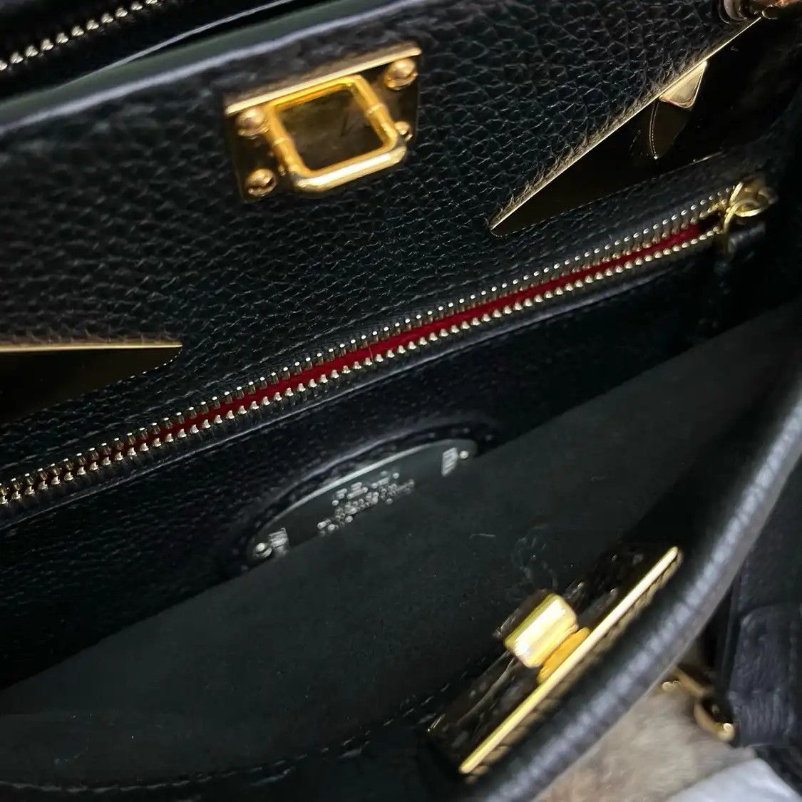 Fendi FENDI Peekaboo mini black cowhide leather crossbody bag gold hardware detachable Size ONE SIZE - 3 Thumbnail