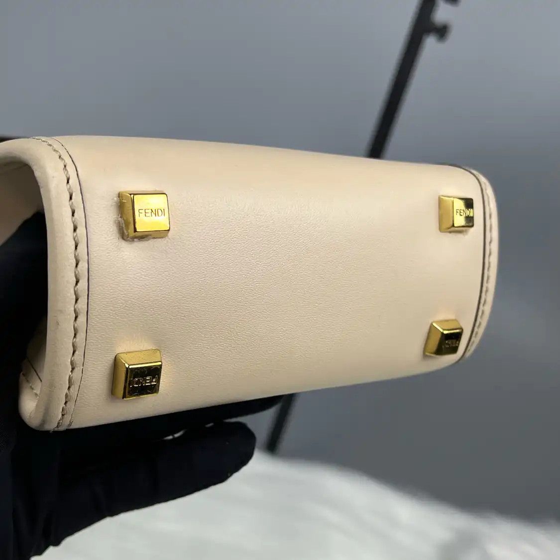 Fendi FENDI Sunshine mini beige cowhide leather embossed handbag Size ONE SIZE - 5 Thumbnail
