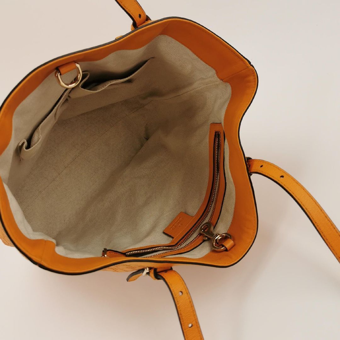 Gucci Gucci Yellow Leather GG Embossed Tote Bag Size ONE SIZE - 7 Thumbnail
