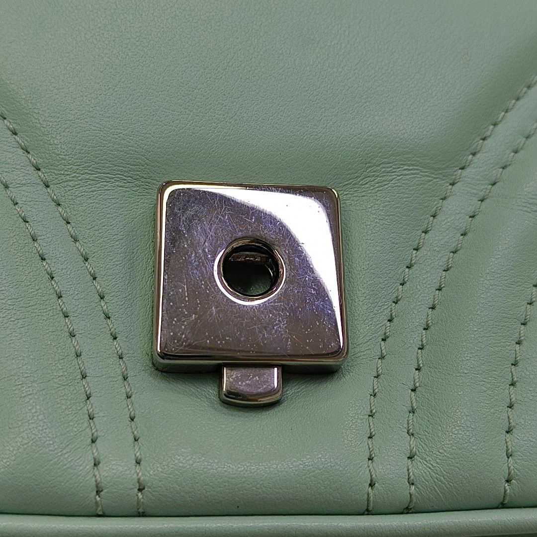 Gucci Gucci GG Marmont Leather Wave Shoulder Bag Size ONE SIZE - 10 Thumbnail