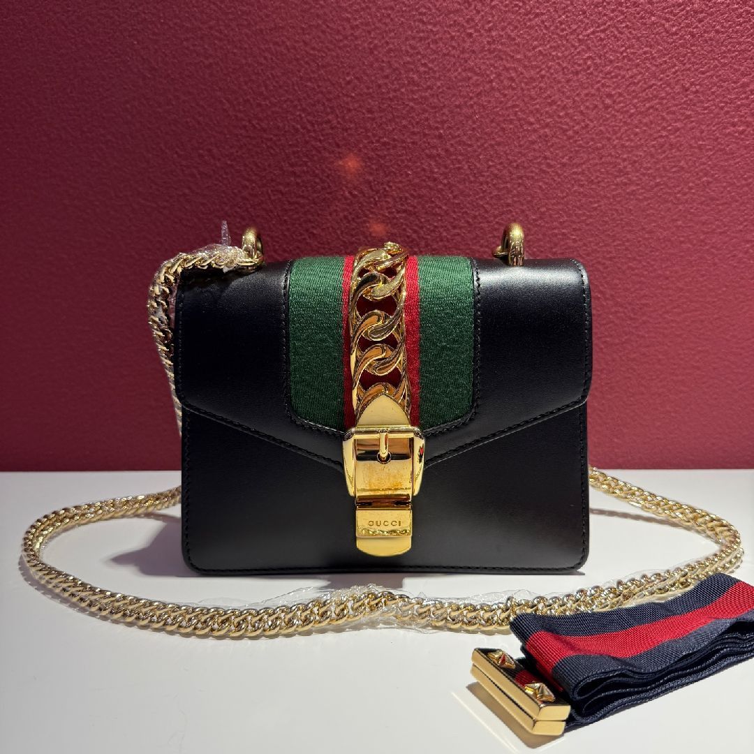 Gucci Gucci Sylvie Mini Black Leather Shoulder Bag Size ONE SIZE - 2 Thumbnail