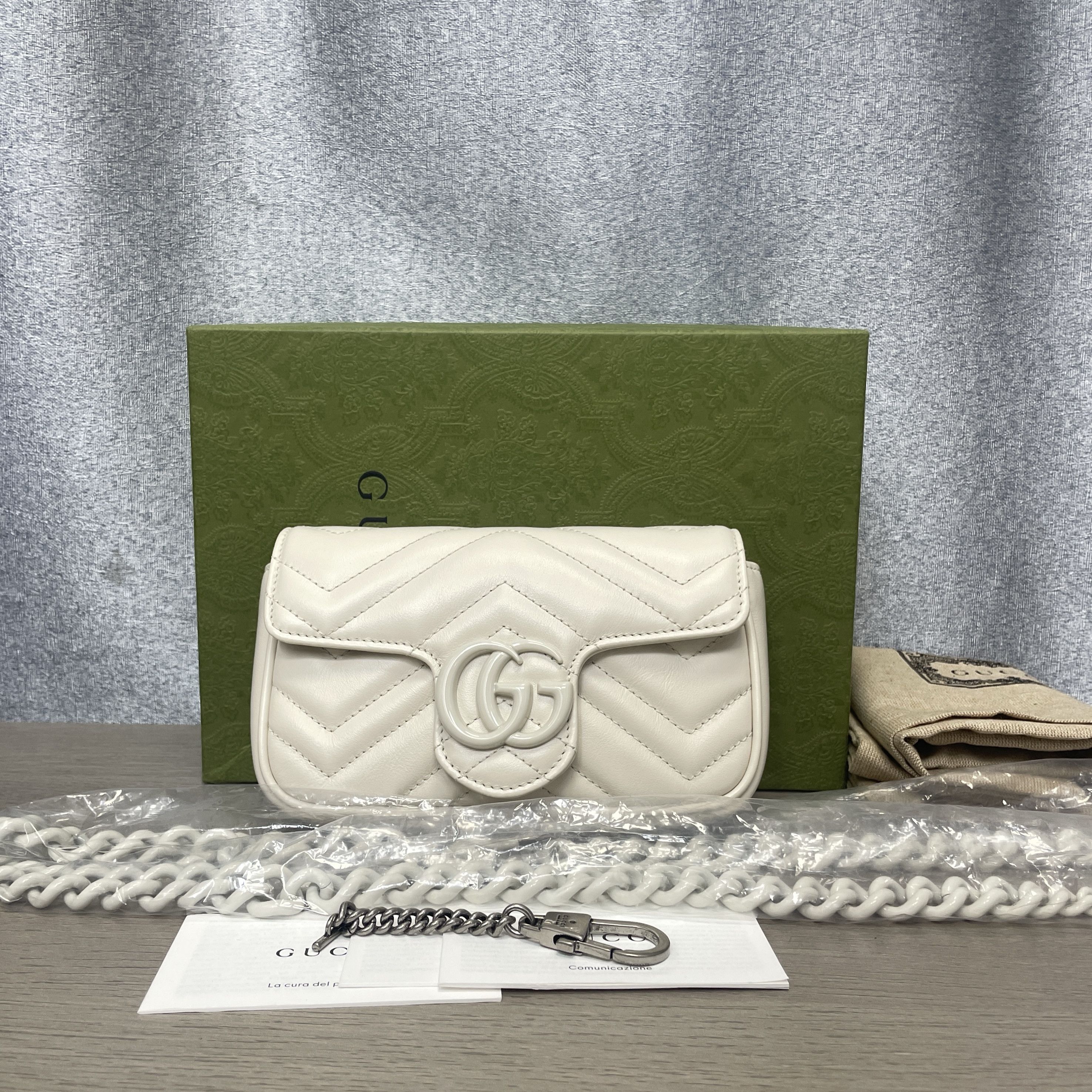 Gucci Gucci White GG Marmont Mini Leather Chain Bag Size ONE SIZE - 2 Thumbnail