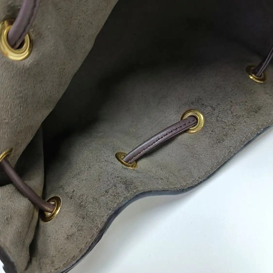 Fendi FENDI bucket bag beige cowhide leather jacquard shoulder bag handbag gold hardwa Size ONE SIZE - 13 Thumbnail