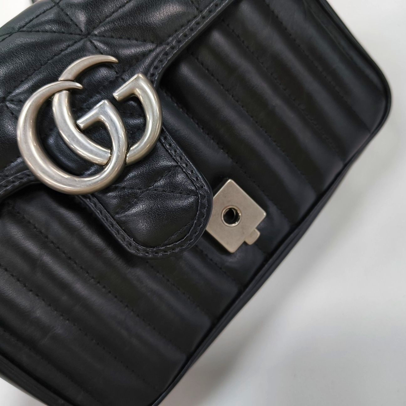 Gucci Gucci GG Marmont Quilted Leather Shoulder Bag ONE SIZE Size ONE SIZE - 10 Thumbnail