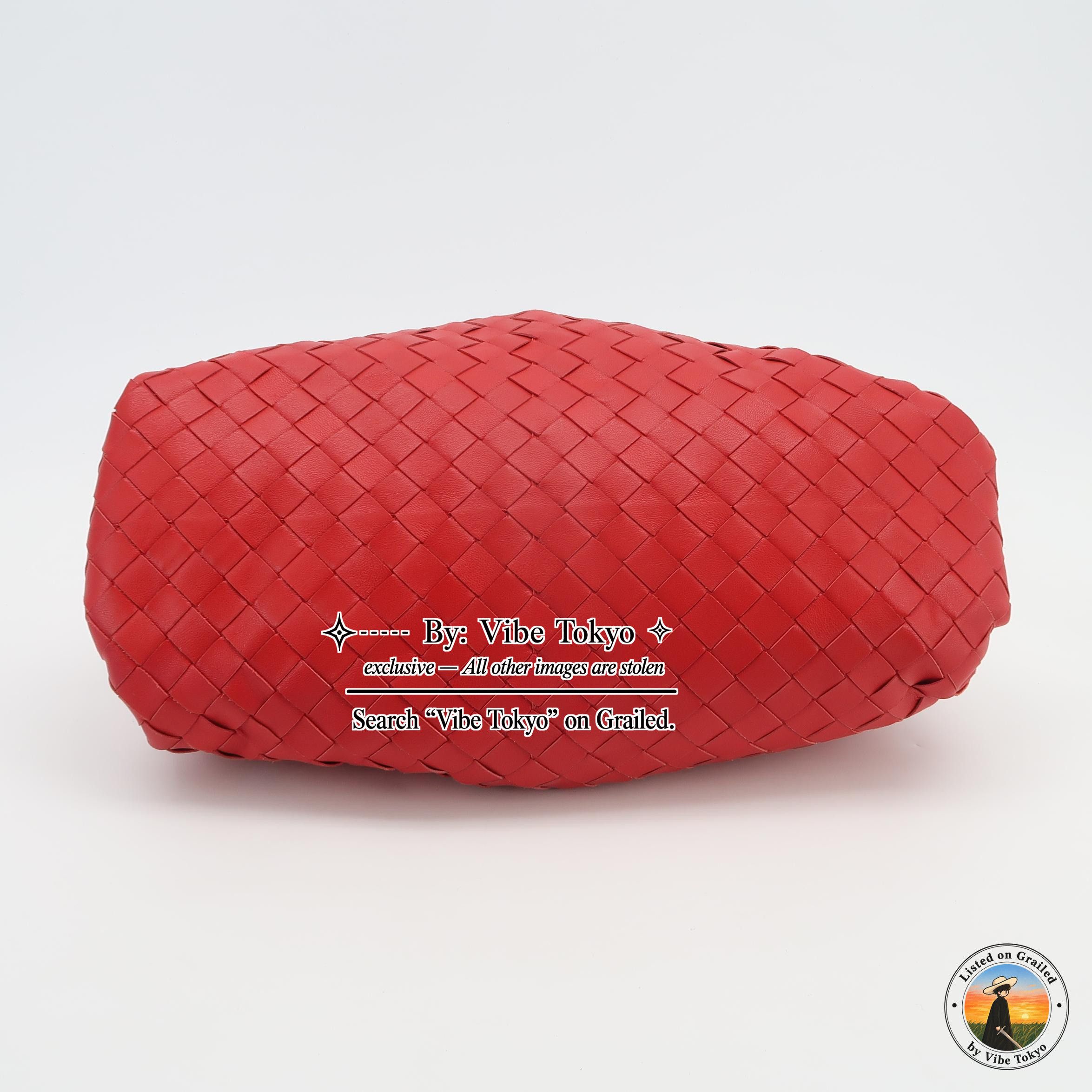 Bottega Veneta Bottega Veneta Red Intrecciato Leather The Pouch Size ONE SIZE - 2 Thumbnail
