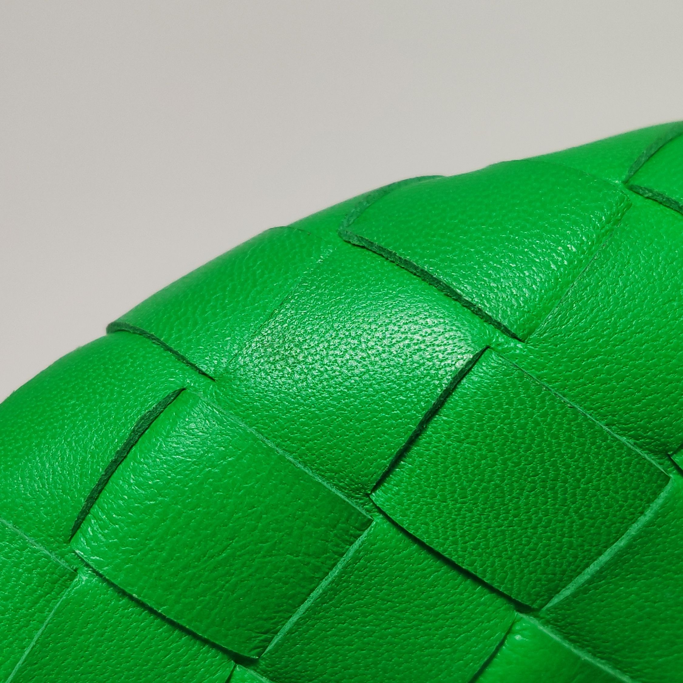 Bottega Veneta Bottega Veneta Jodie Green Intrecciato Handle Bag Size ONE SIZE - 14 Thumbnail