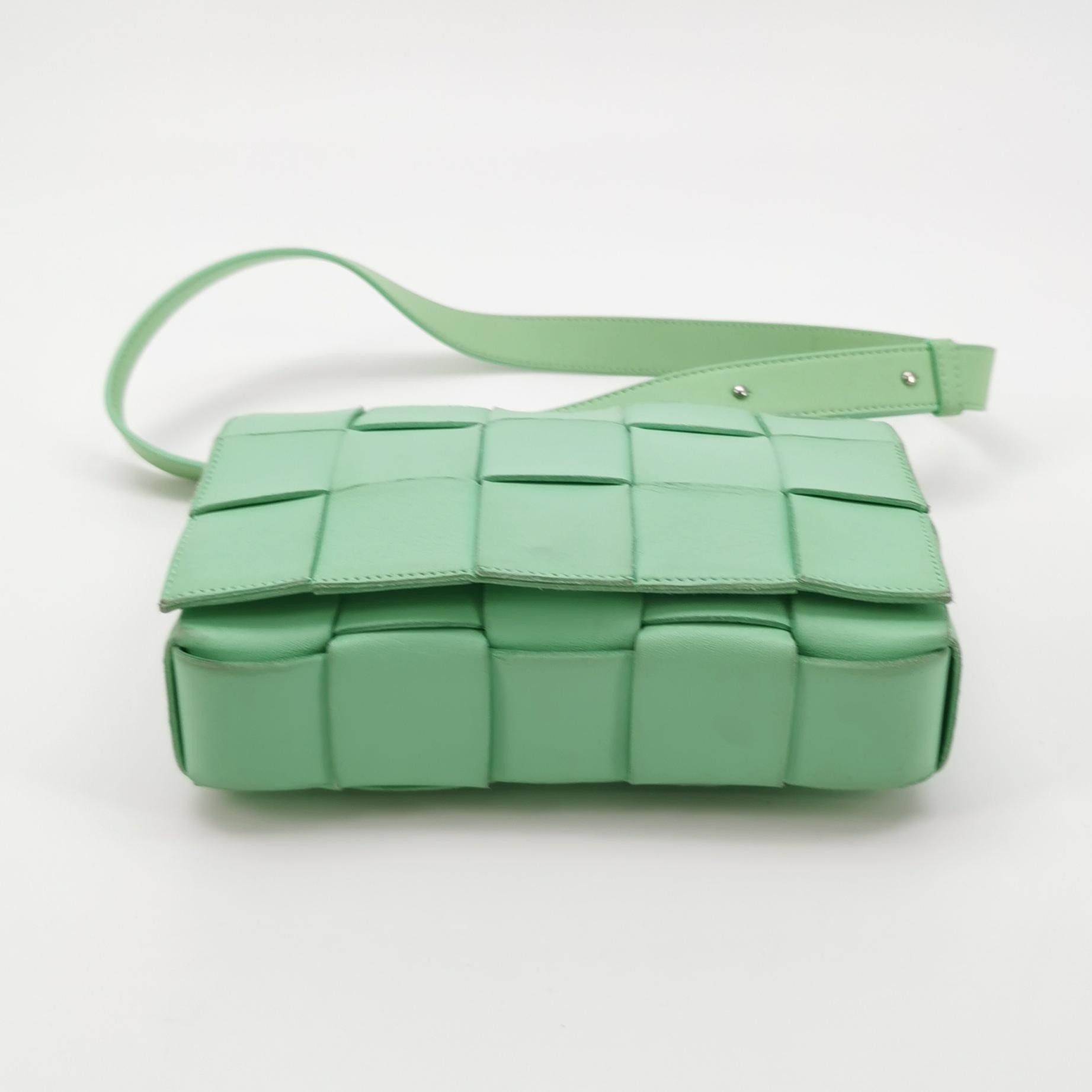 Bottega Veneta Bottega Veneta Cassette Intreccio Leather Shoulder Bag Size ONE SIZE - 6 Thumbnail