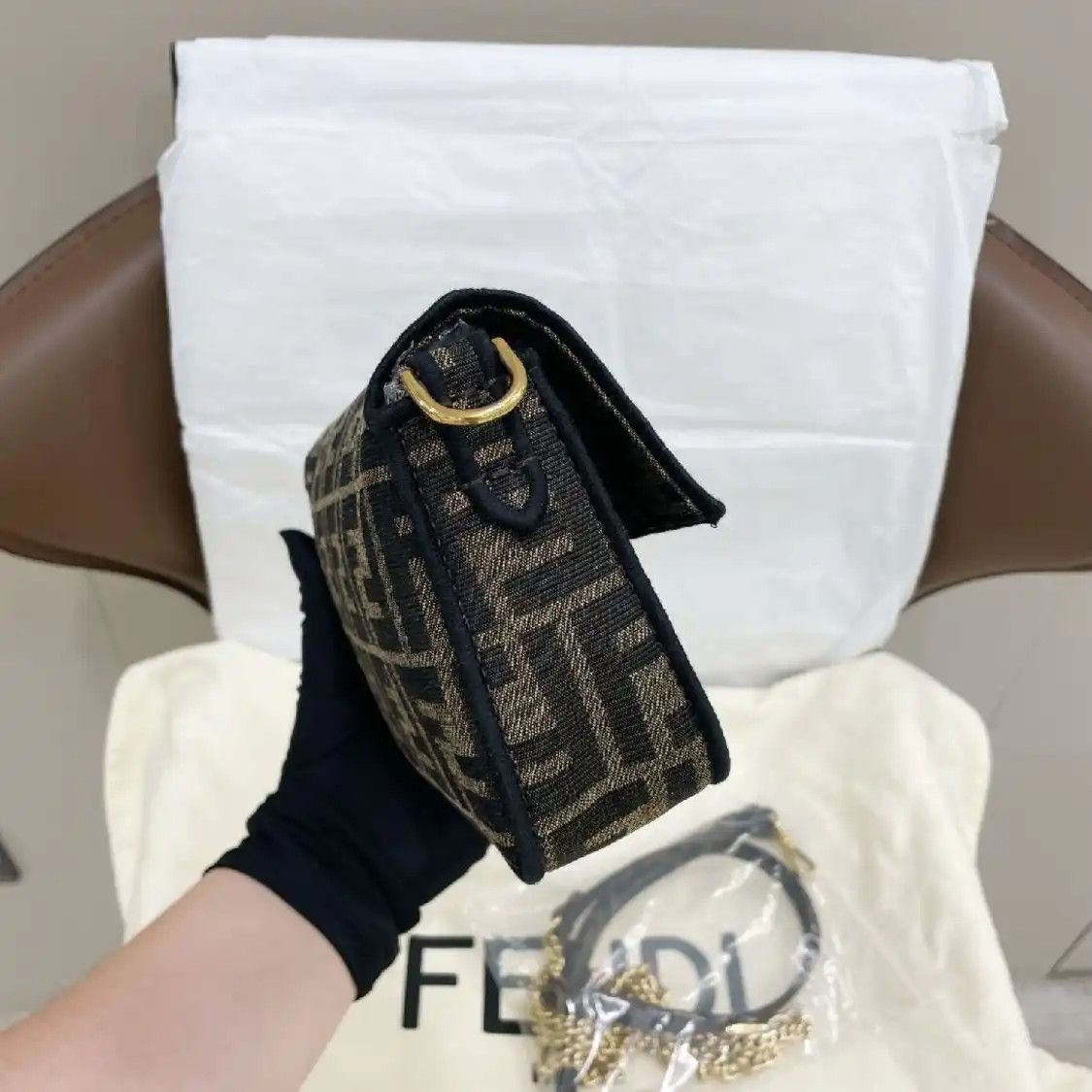 Fendi FENDI Baguette brown canvas doubleF monogram shoulder bag Size ONE SIZE - 5 Thumbnail