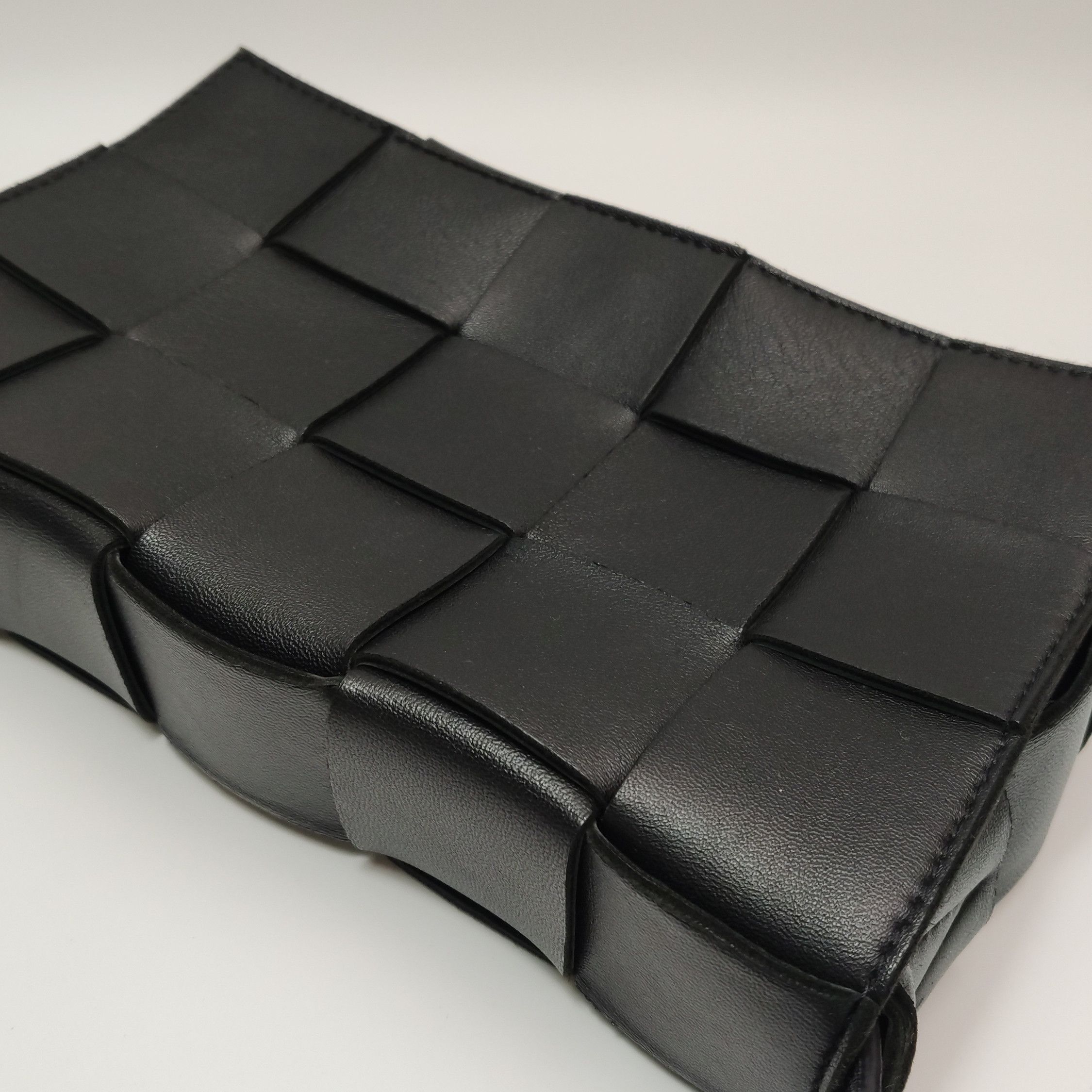 Bottega Veneta Bottega Veneta Cassette Intreccio Leather Shoulder Bag Size ONE SIZE - 19 Thumbnail