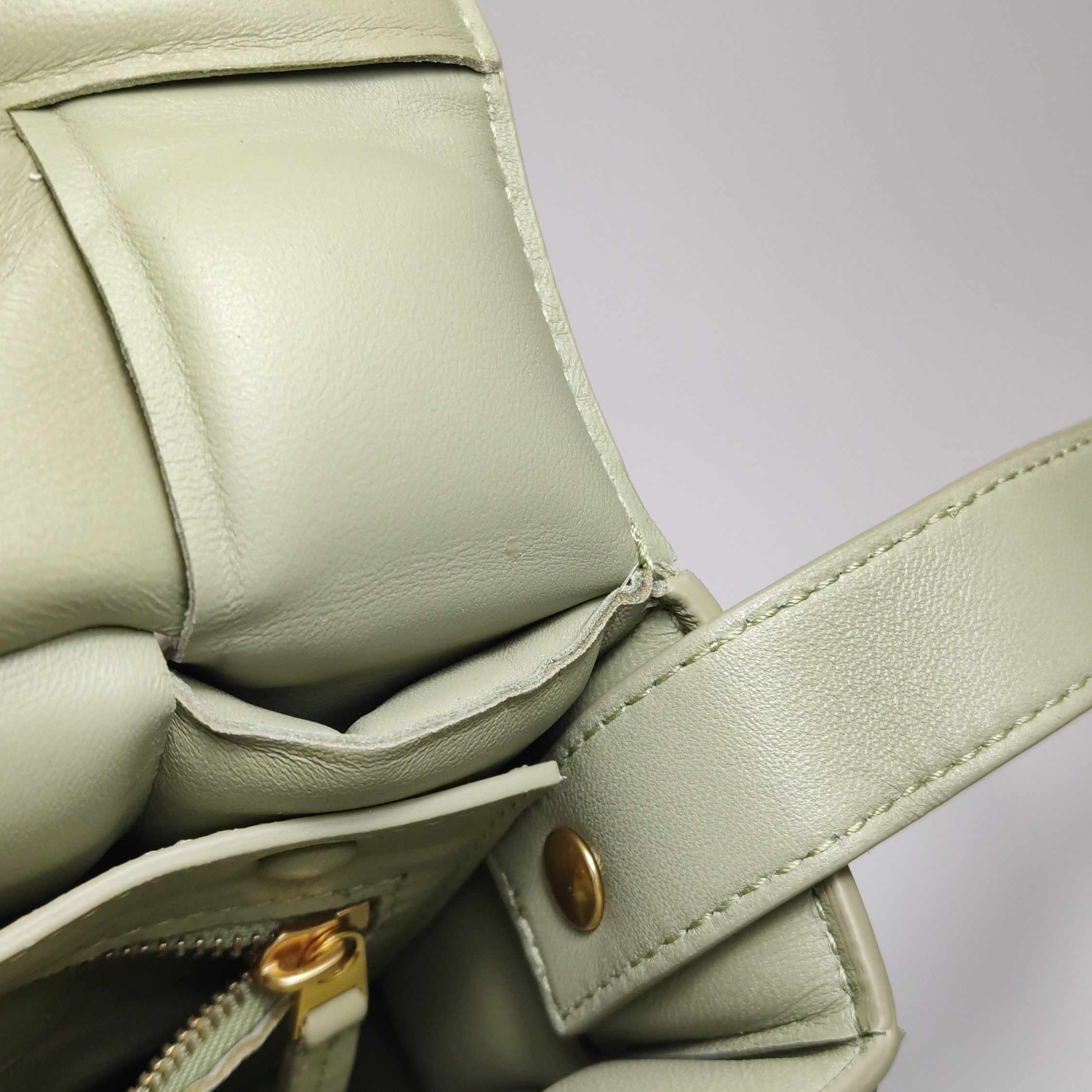 Bottega Veneta Bottega Veneta Cassette Intreccio Leather Crossbody Bag Size ONE SIZE - 10 Thumbnail