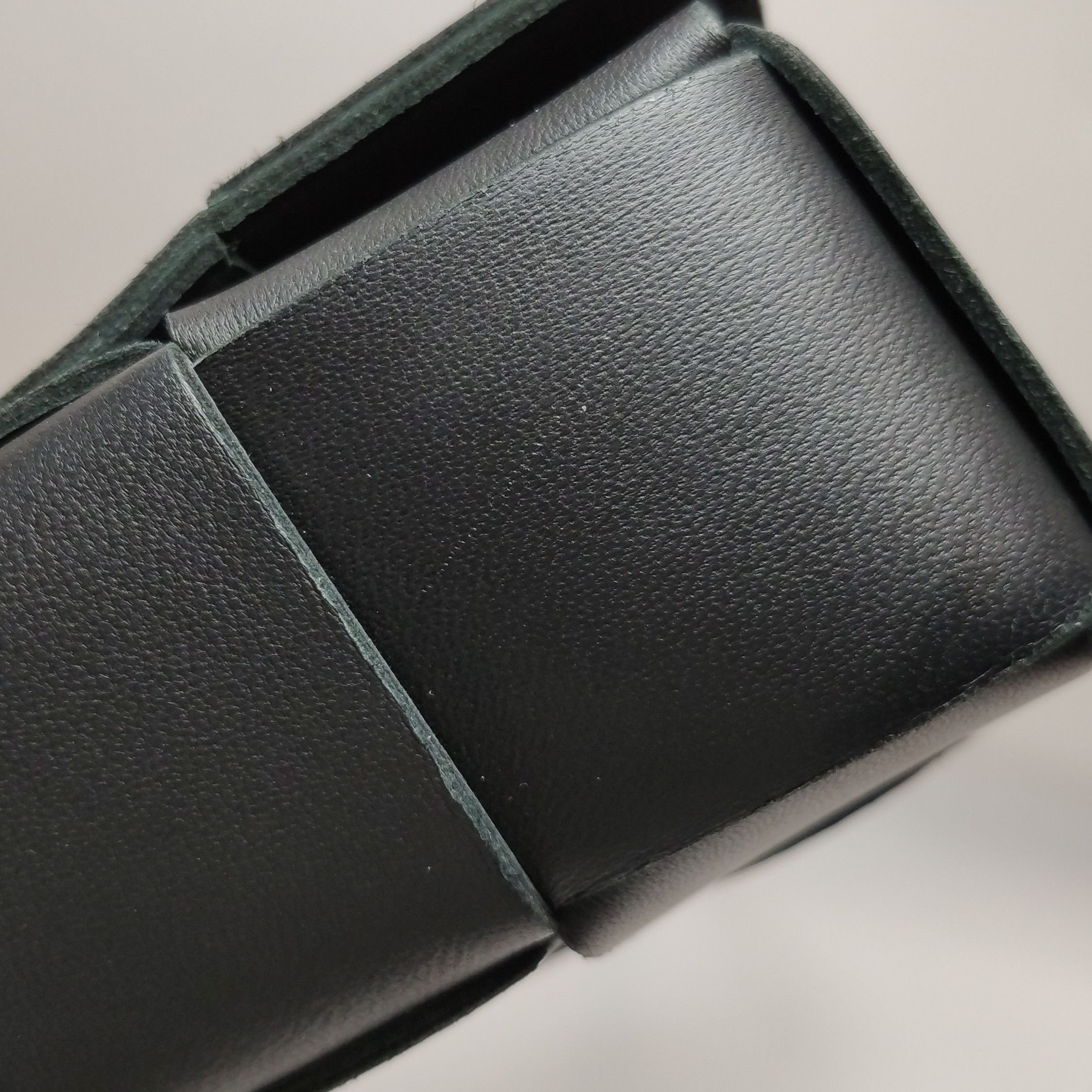 Bottega Veneta Bottega Veneta Cassette Black Leather Intreccio Shoulder Bag Size ONE SIZE - 19 Thumbnail